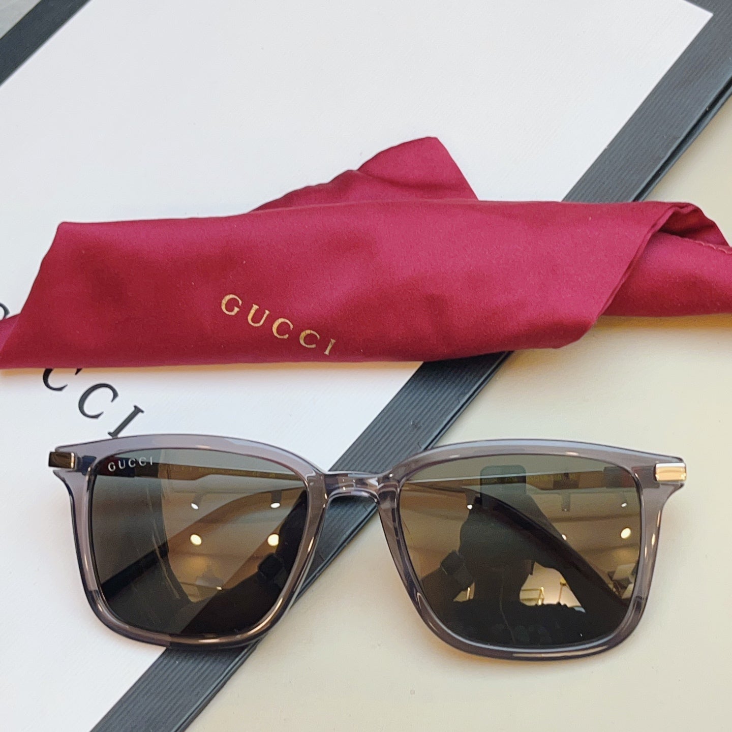 Gucci GG2246SK Fashion Brown Lens Sunglasses for Men & Women - 464927 - detail image 3