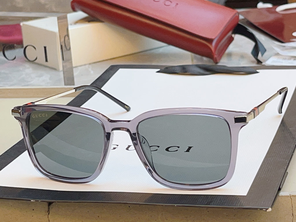Gucci GG2246SK Fashion Gray Lens Sunglasses for Men & Women - 464928 - detail image 5