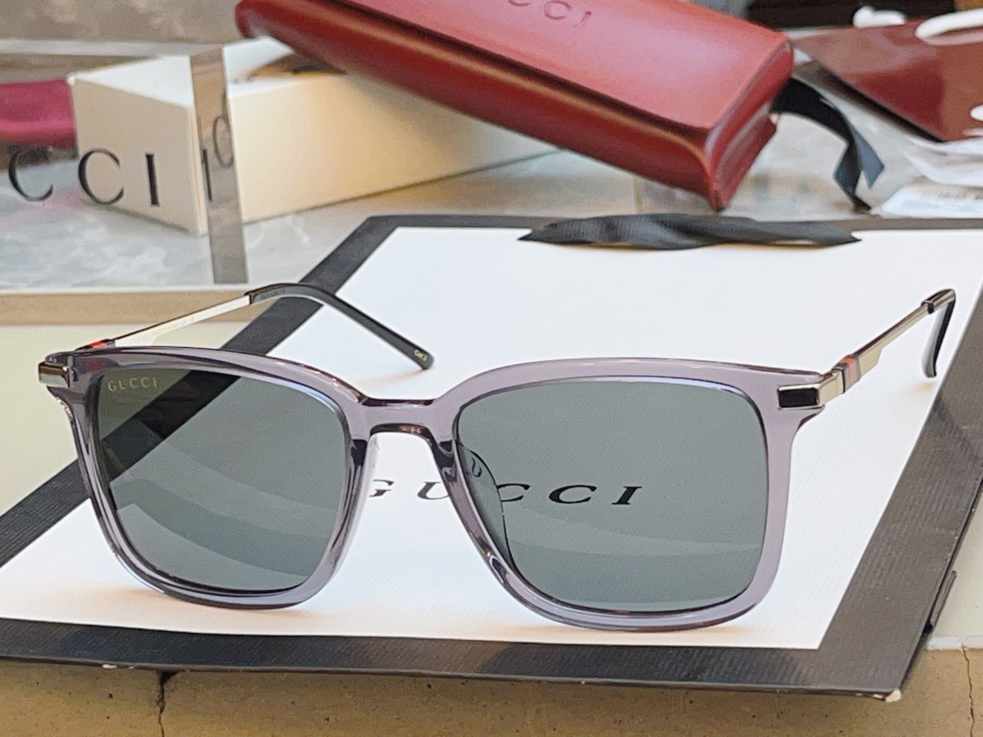 Gucci GG2246SK Fashion Gray Lens Sunglasses for Men & Women - 464928 - detail image 5