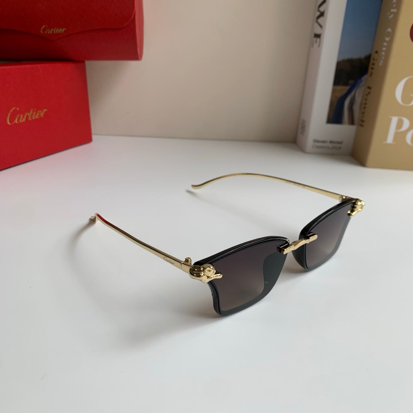 Cartier Lightweight Rimless Silver Lens Sunglasses for Men & Women - 487393