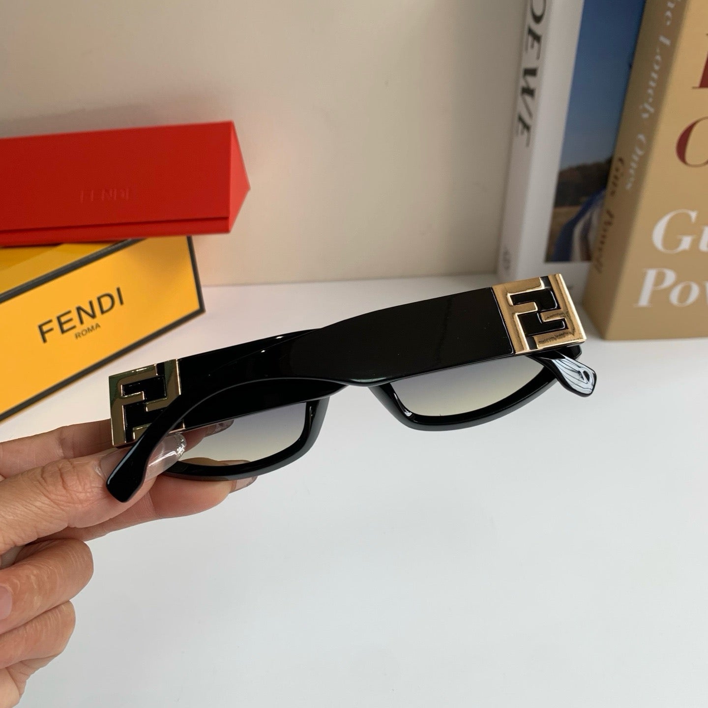 Fendi Fashion Silver Lens Sunglasses for Men & Women - detail image 8