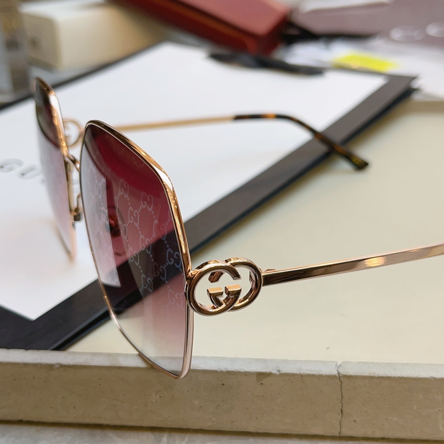 Gucci GG2163S Fashion Brown Lens Sunglasses for Men & Women - 431372 - detail image 5