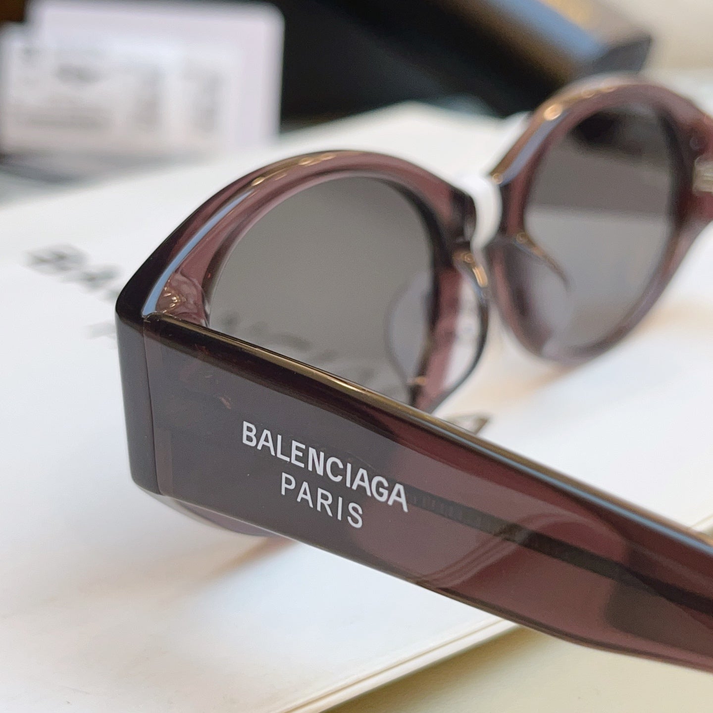 Balenciaga BB0369S Fashion Black Lens Sunglasses for Men & Women - detail image 7