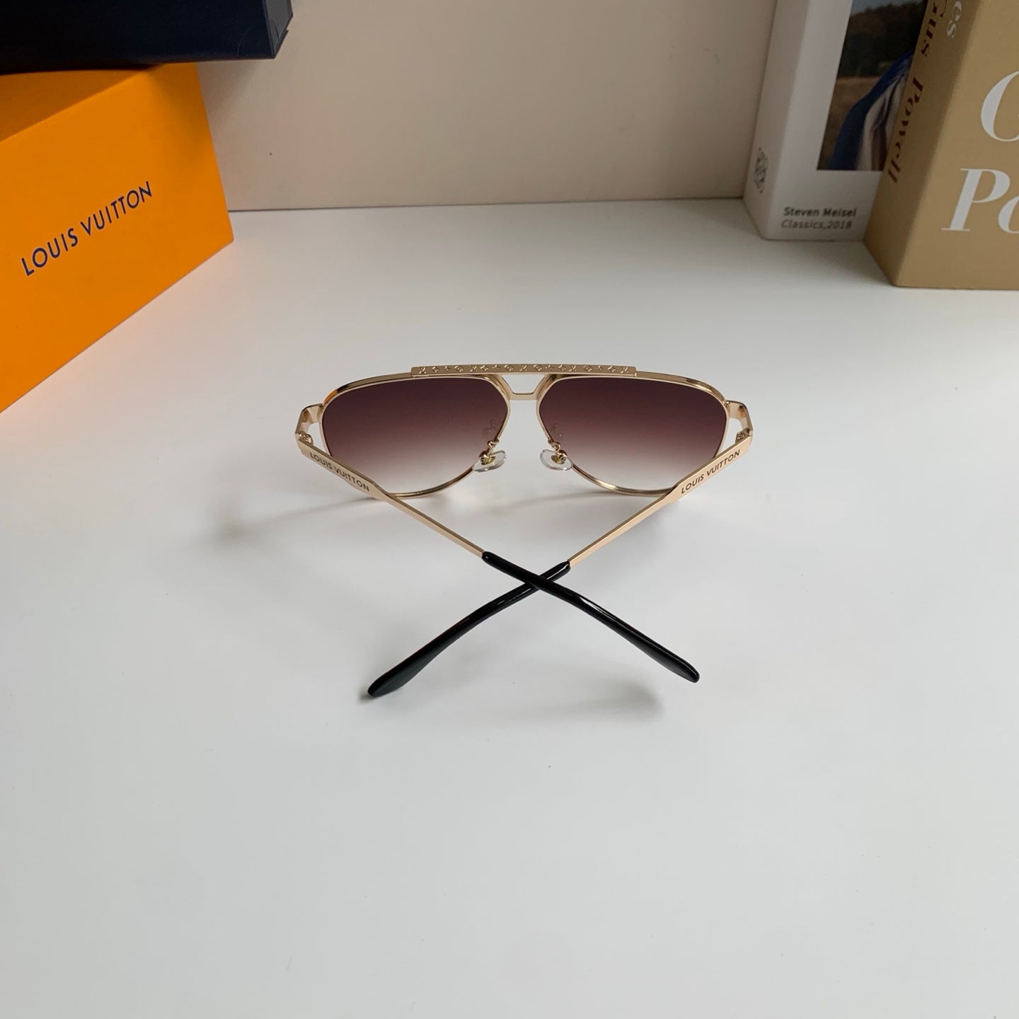 Louis Vuitton Metal Aviator Red Lens Sunglasses for Men & Women - detail image 6