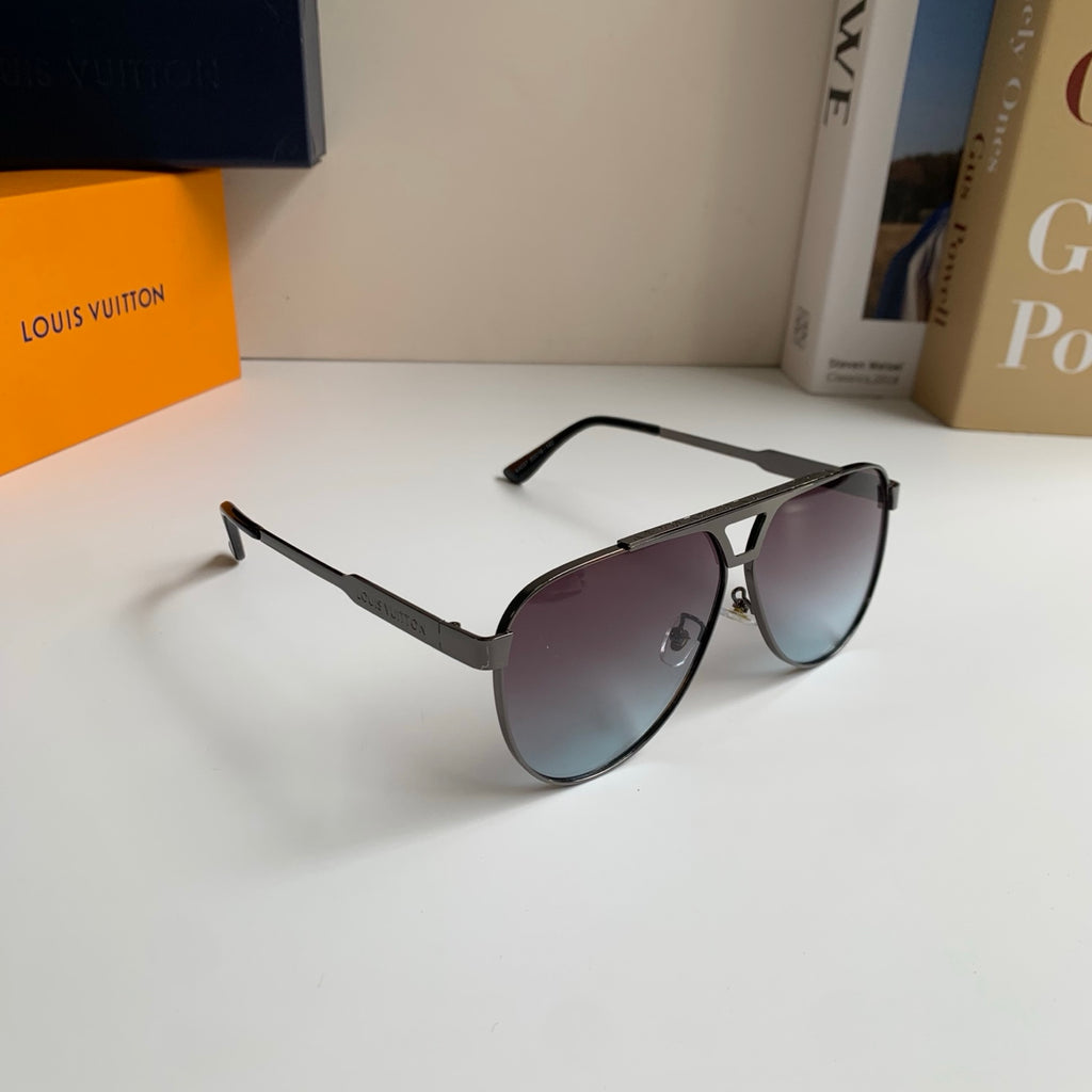 Louis Vuitton Metal Aviator Silver Lens Sunglasses for Men & Women - 431238