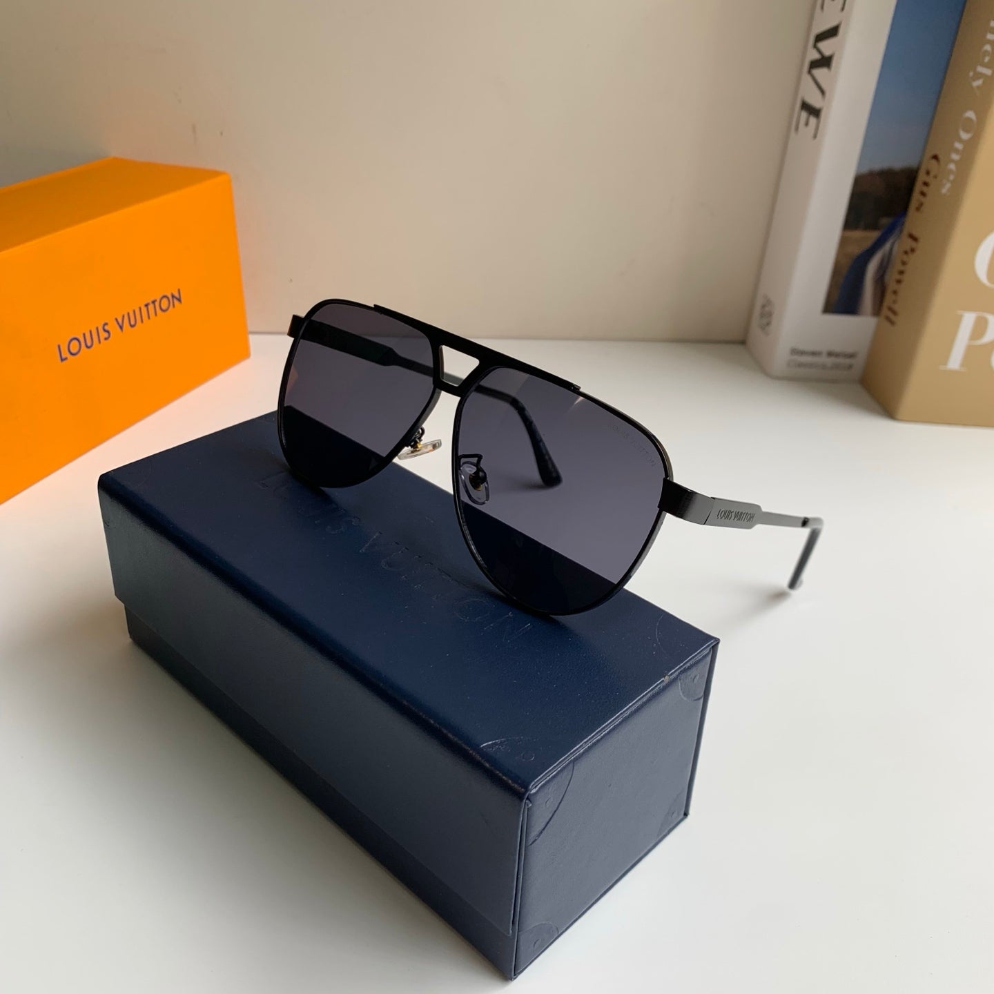 Louis Vuitton Metal Aviator Silver Lens Sunglasses for Men & Women - 431239 - detail image 4