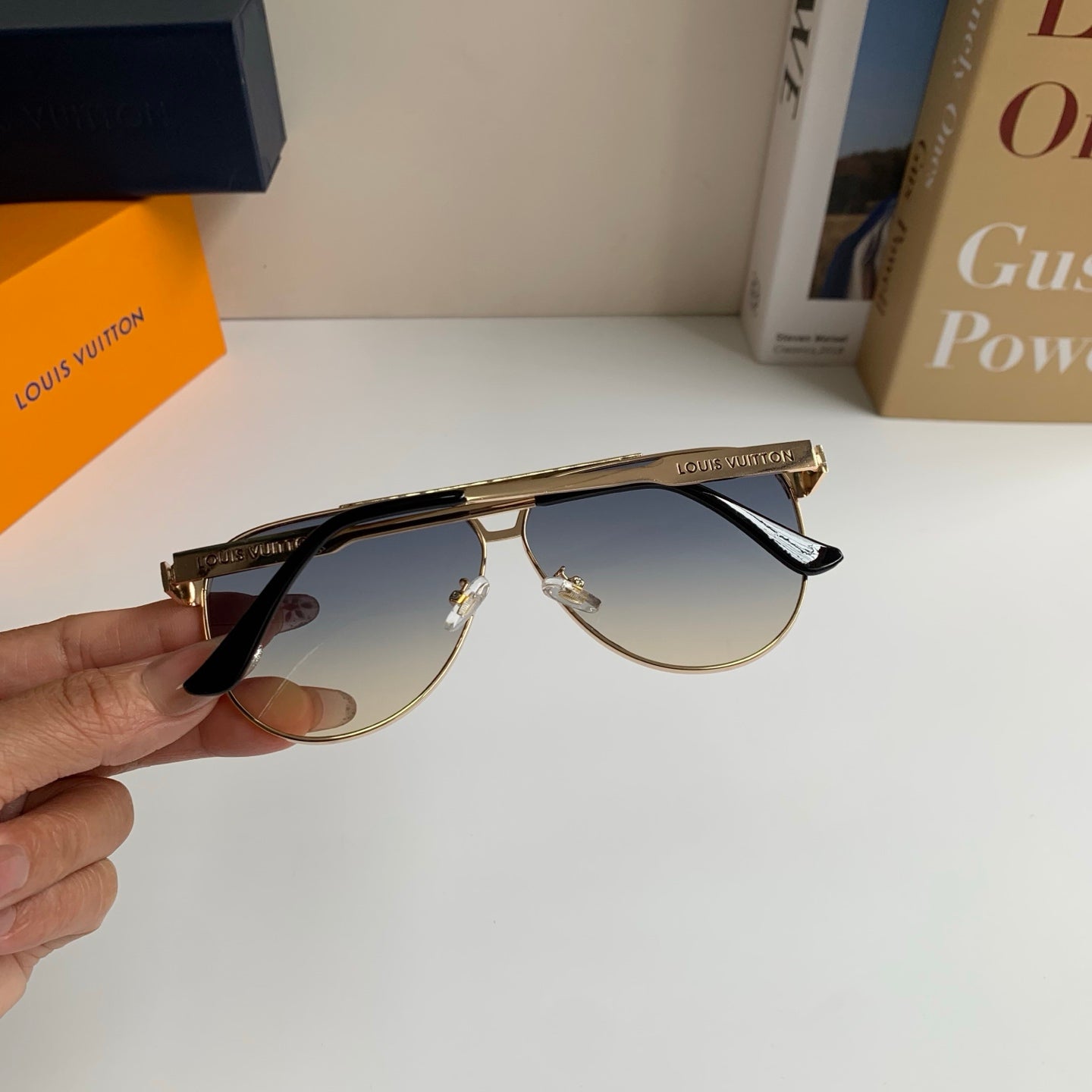 Louis Vuitton Metal Aviator Silver Lens Sunglasses for Men & Women - 431240 - detail image 8
