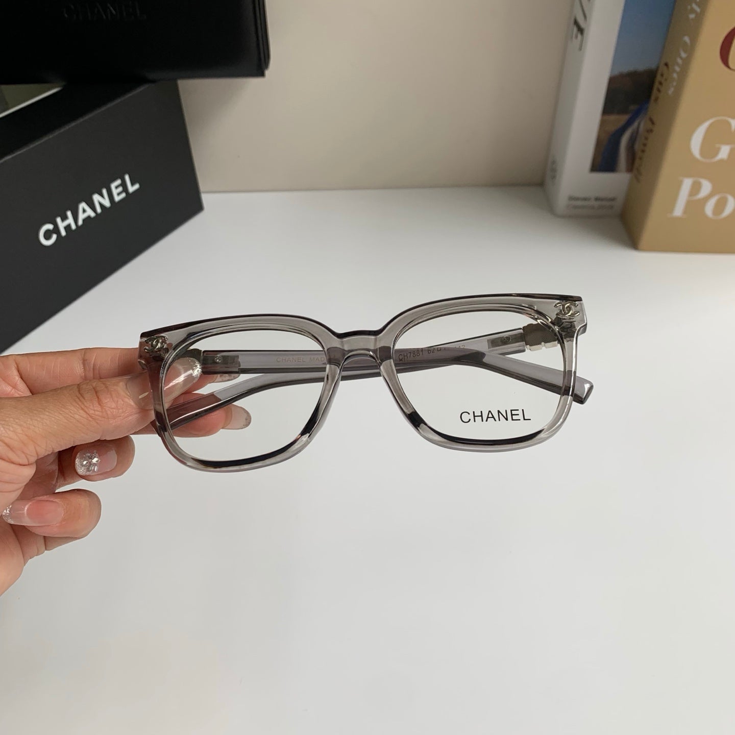 Chanel Square Silver Lens Sunglasses for Men & Women - 431643 - detail image 3