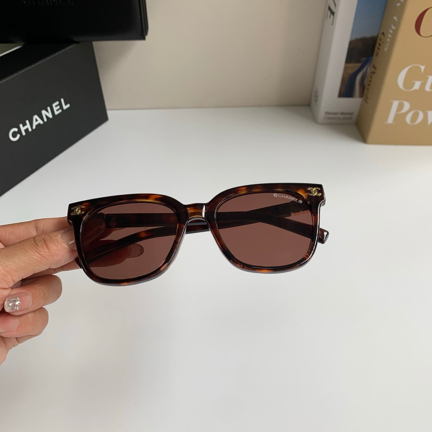 Chanel Square Red Lens Sunglasses for Men & Women - 431644 - detail image 4