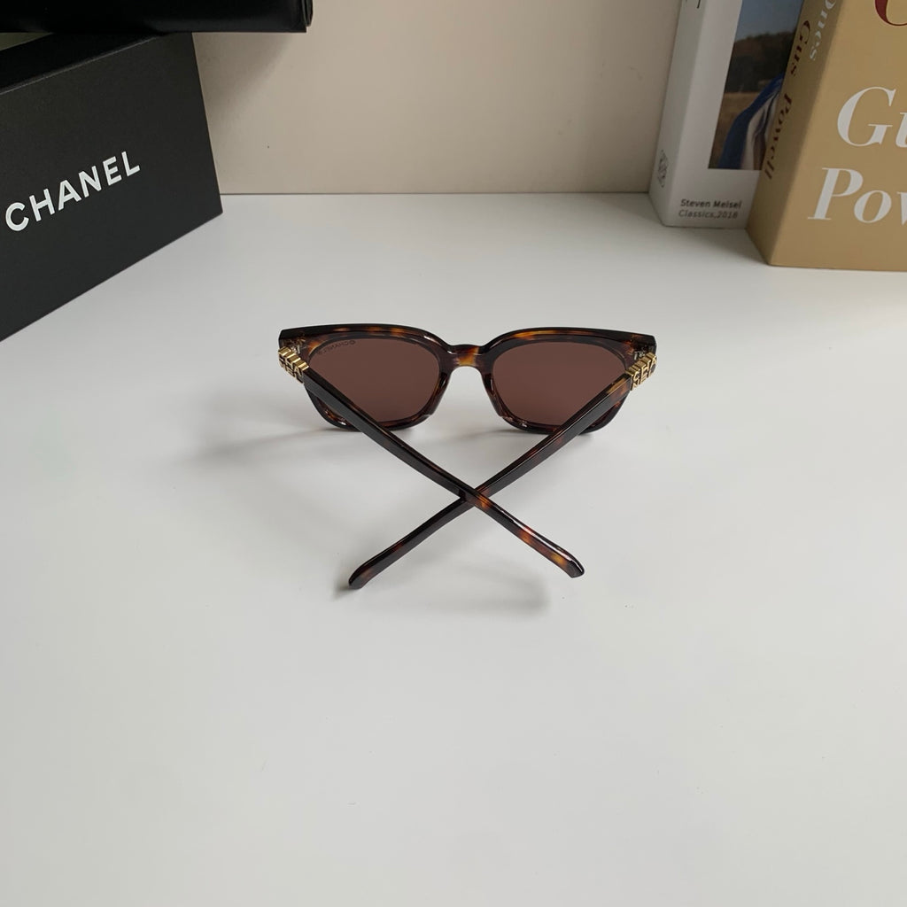 Chanel Square Red Lens Sunglasses for Men & Women - 431644 - detail image 8