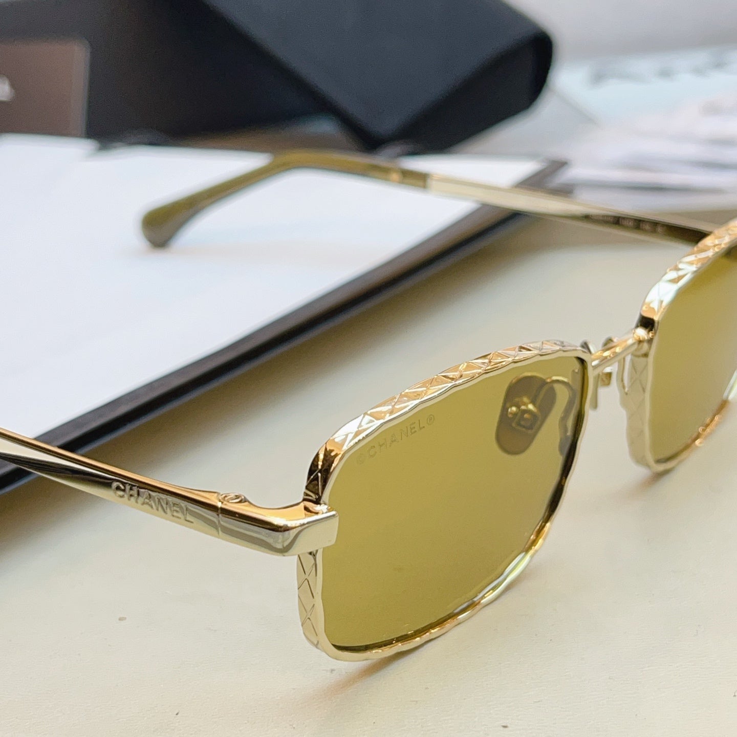 Chanel CH4295-S Fashion Gray Lens Sunglasses for Men & Women - detail image 7
