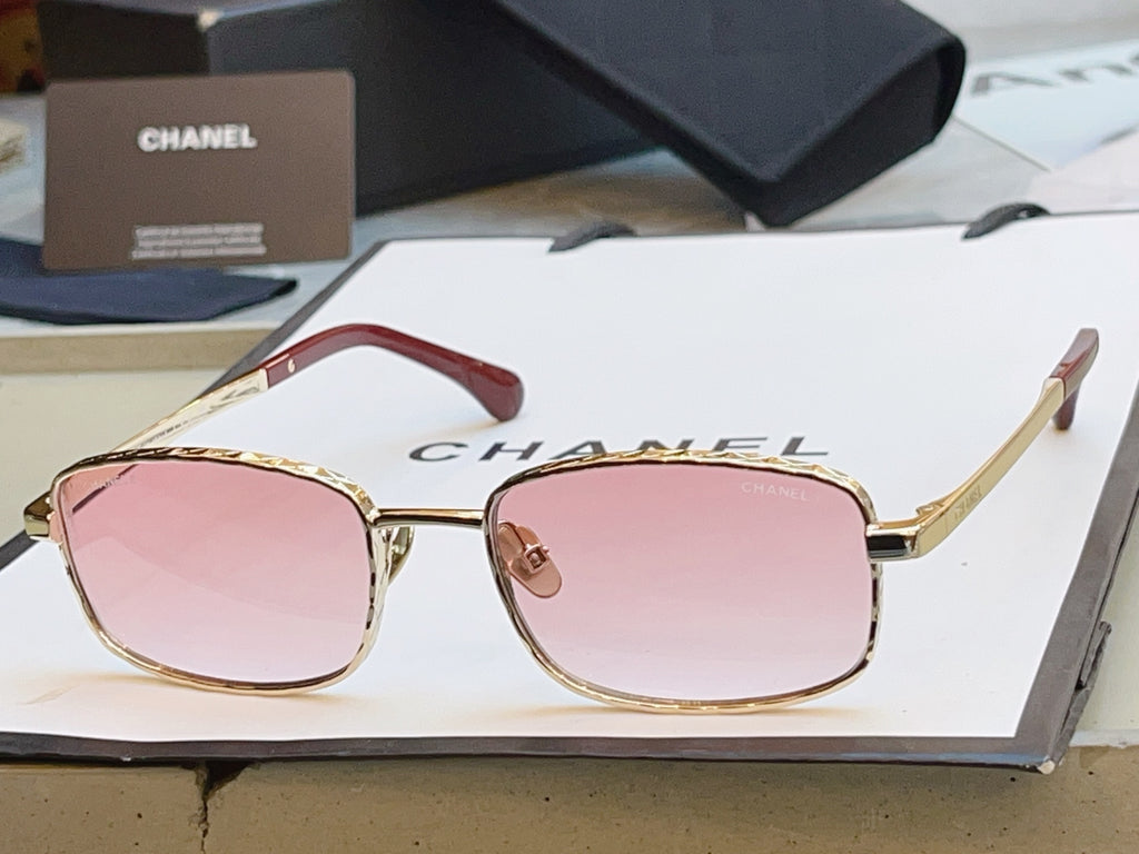 Chanel CH4295-S Fashion Gray Lens Sunglasses for Men & Women - detail image 4
