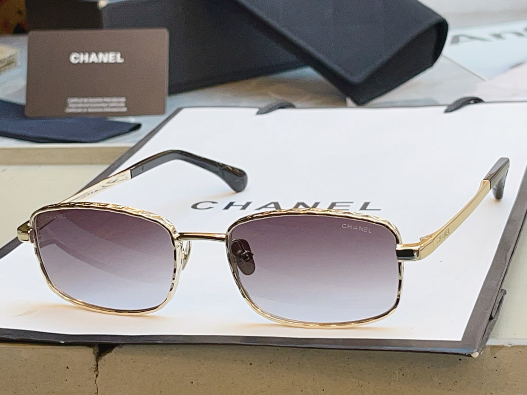 Chanel CH4295-S Fashion Gray Lens Sunglasses for Men & Women - detail image 3