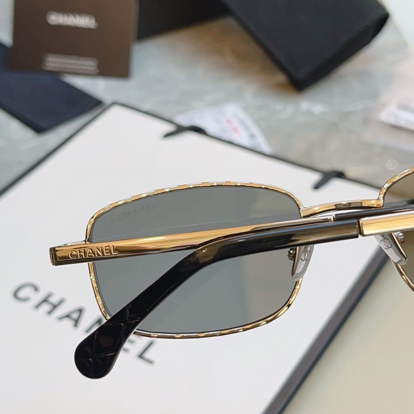 Chanel CH4295-S Fashion Black Lens Sunglasses for Men & Women - detail image 3