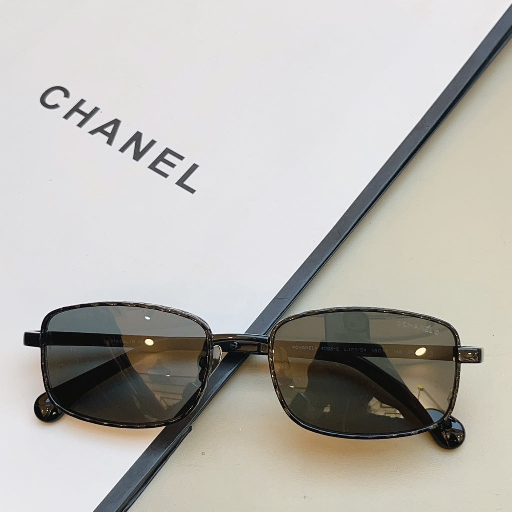Chanel CH4295-S Fashion Black Lens Sunglasses for Men & Women - 431595