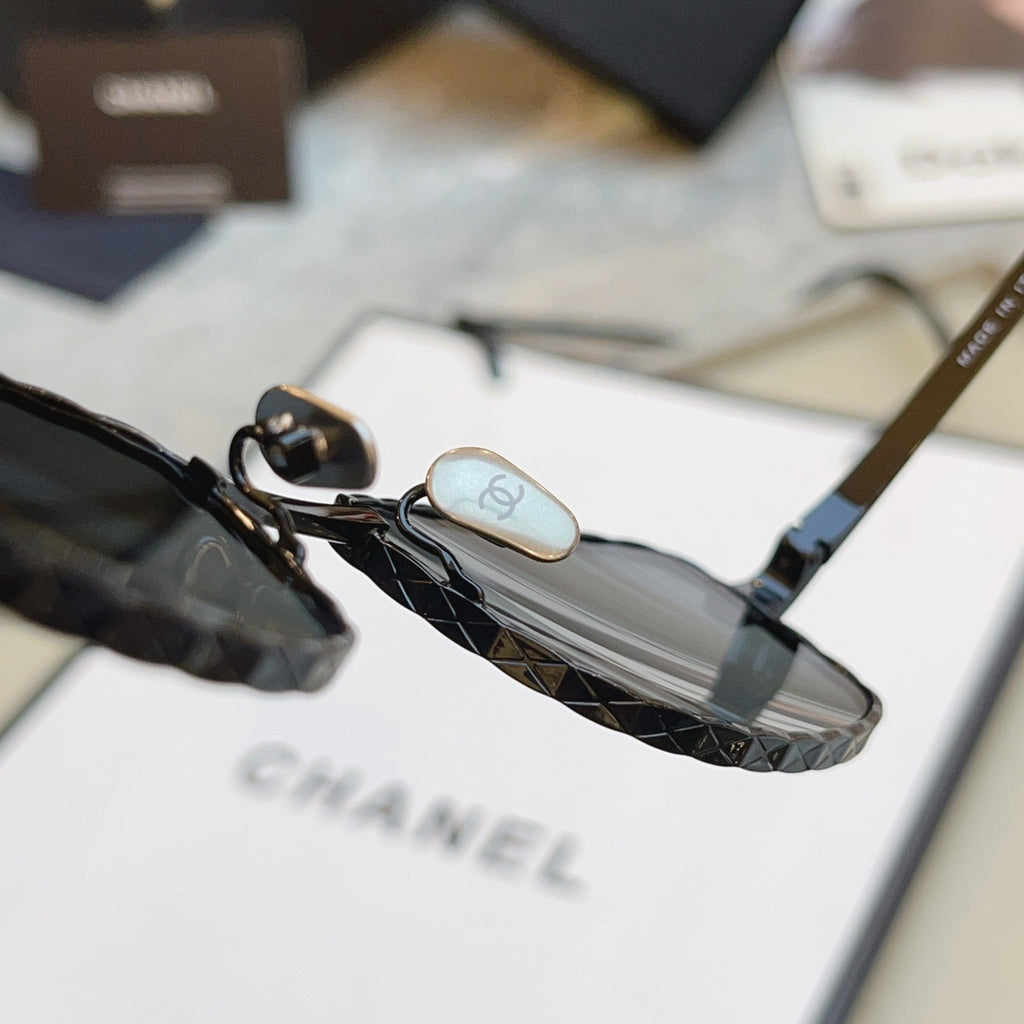 Chanel CH4295-S Fashion Black Lens Sunglasses for Men & Women - 431595 - detail image 5