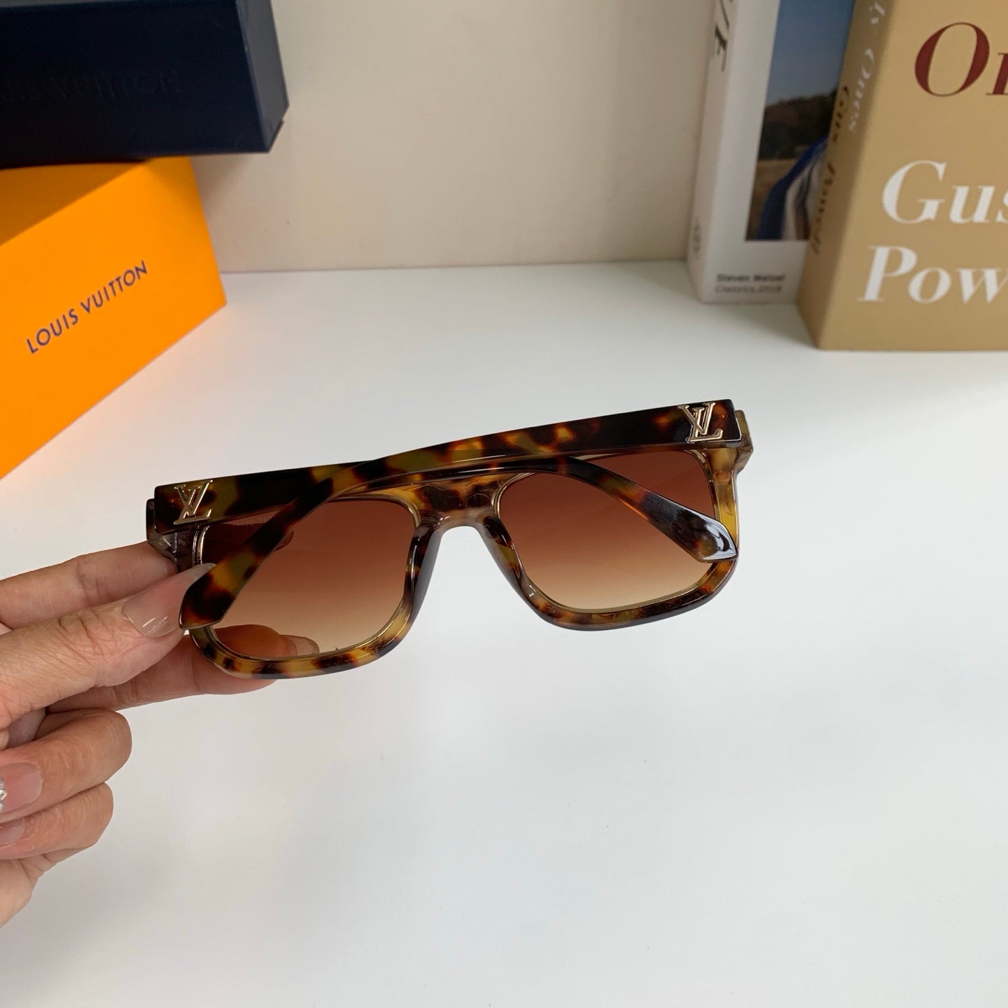 Louis Vuitton Square Brown Lens Sunglasses for Men & Women - 448536 - detail image 8