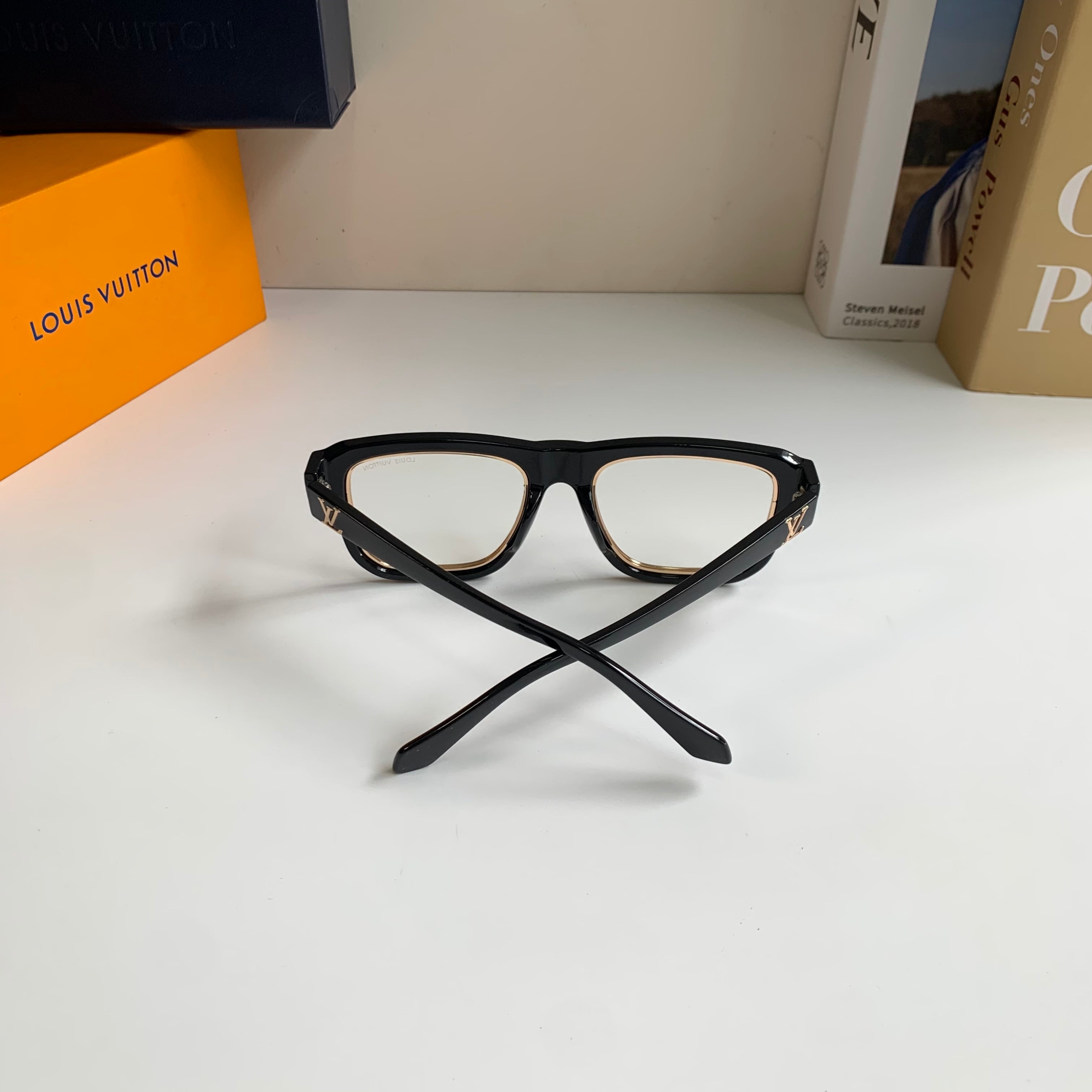 Louis Vuitton Square Silver Lens Sunglasses for Men & Women - 448537 - detail image 8