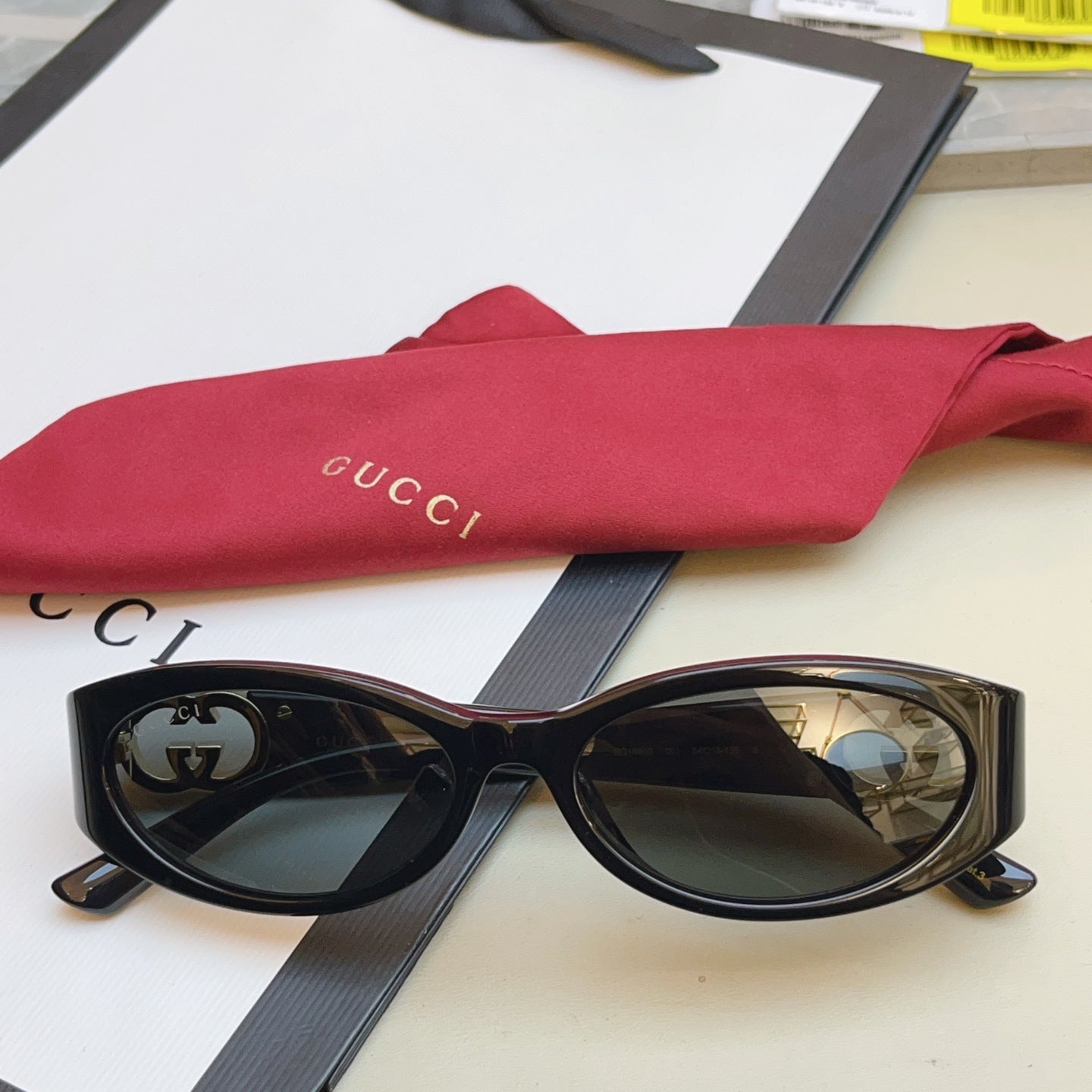 Gucci GG1660S Fashion Black Lens Sunglasses for Men & Women