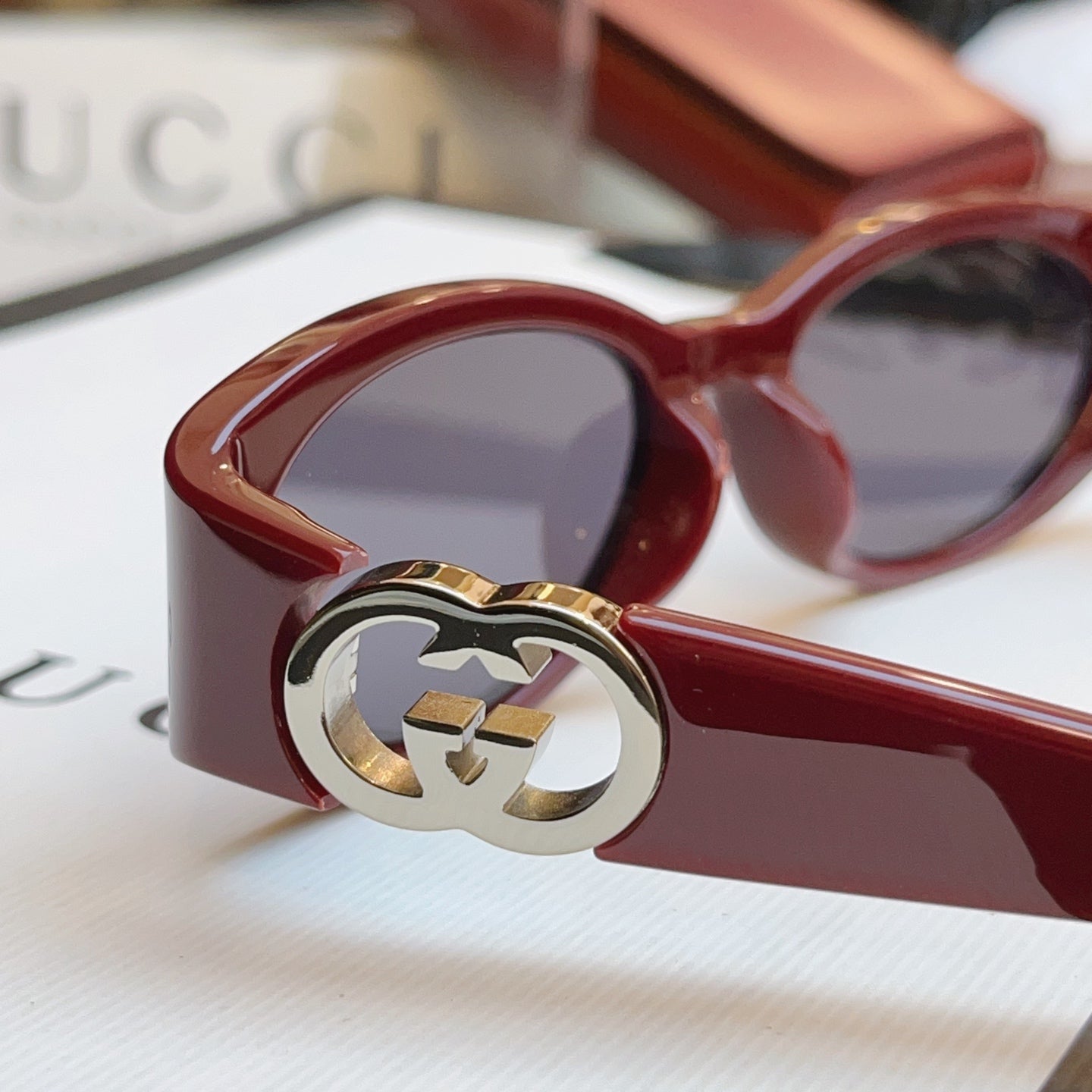 Gucci GG1660S Fashion Silver Lens Sunglasses for Men & Women - detail image 9