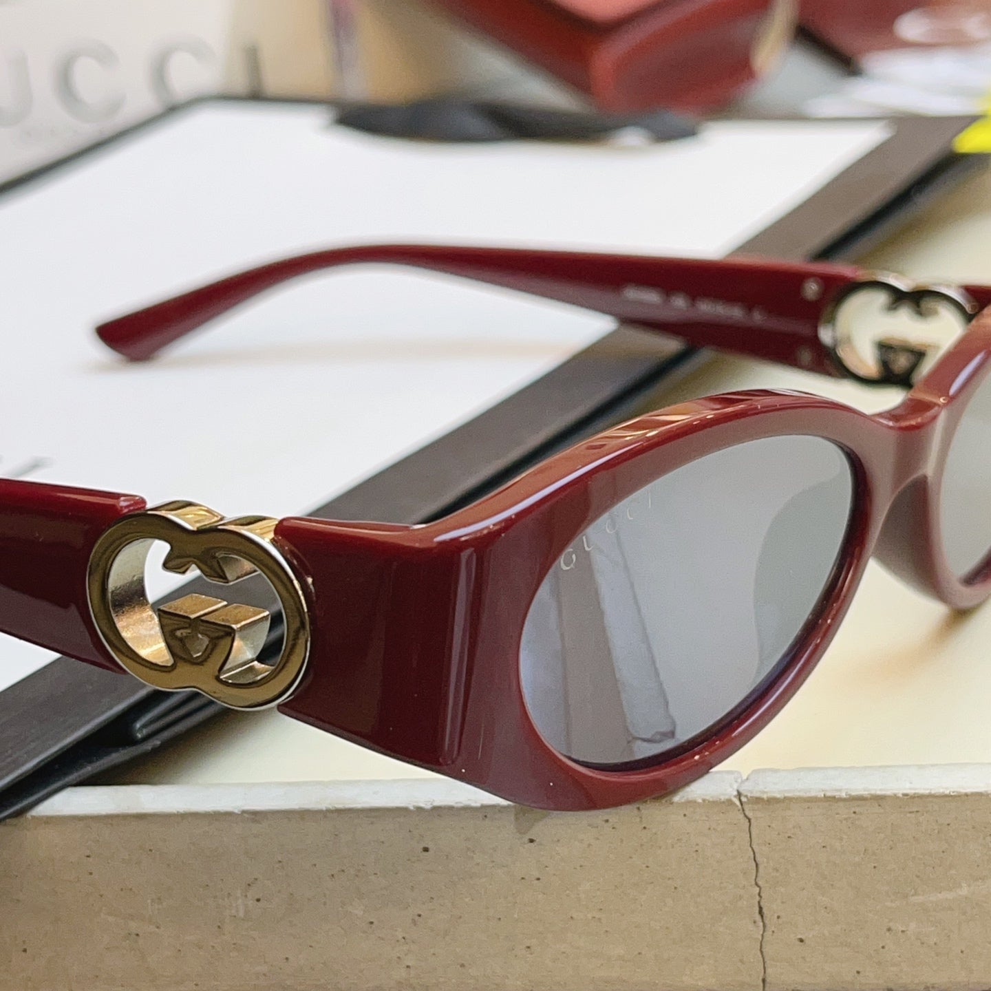 Gucci GG1660S Fashion Silver Lens Sunglasses for Men & Women - detail image 7
