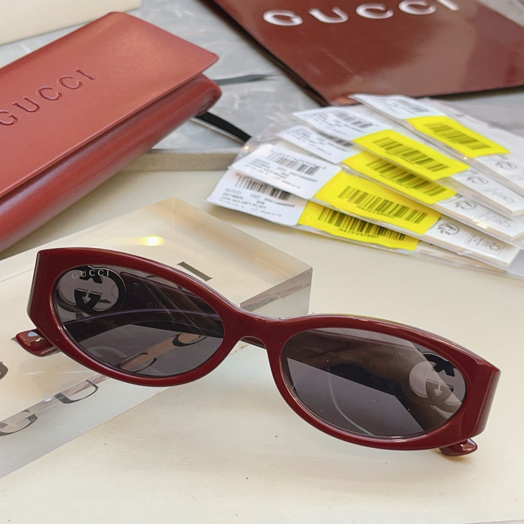 Gucci GG1660S Fashion Silver Lens Sunglasses for Men & Women - detail image 3