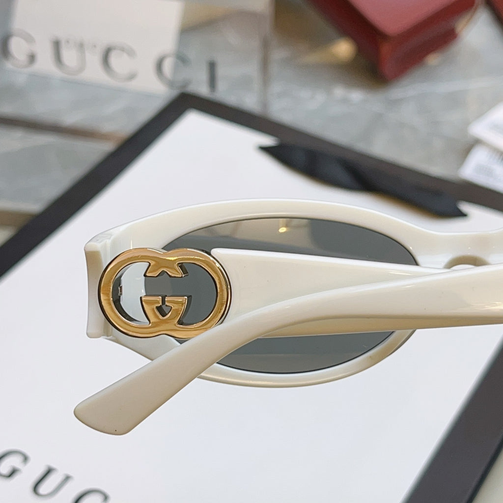Gucci GG1660S Fashion Gray Lens Sunglasses for Men & Women - detail image 2