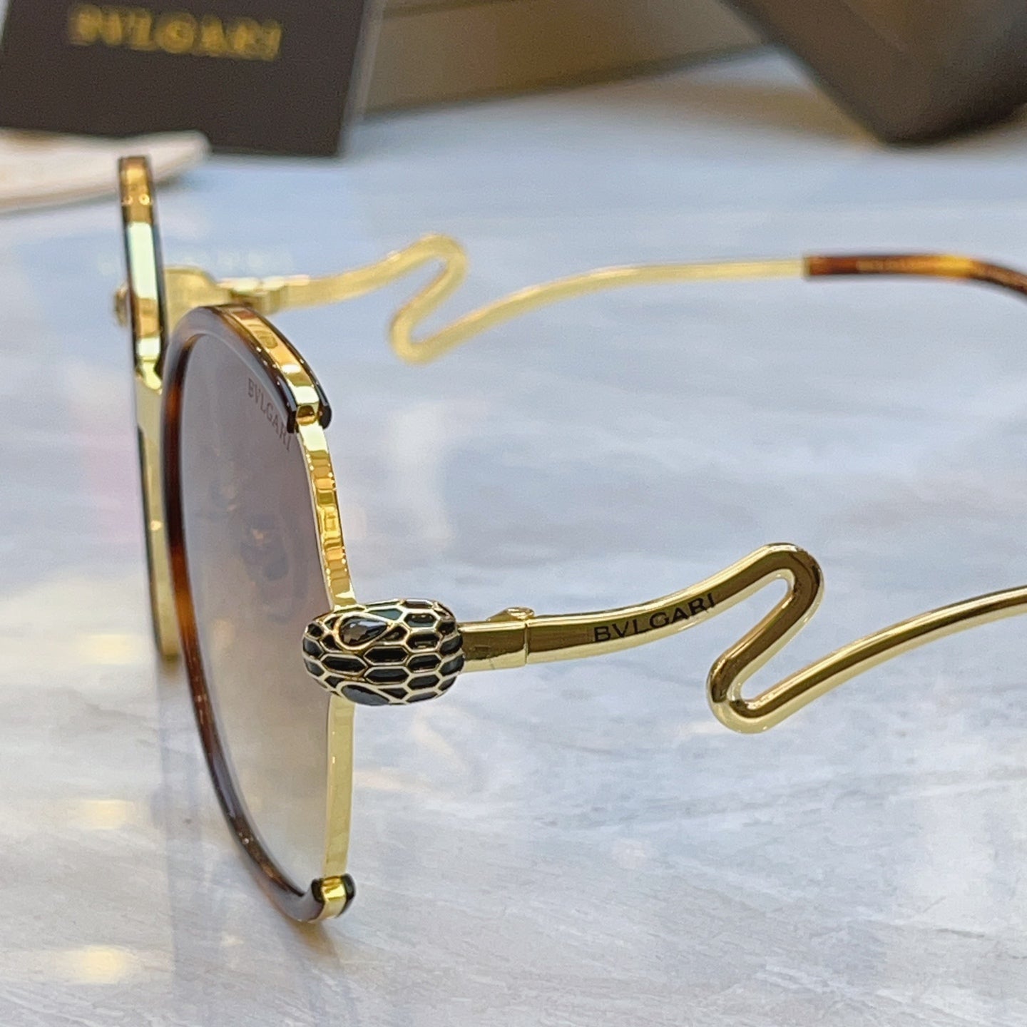 Bottega Veneta Fashion Orange Lens Sunglasses for Men & Women - detail image 8
