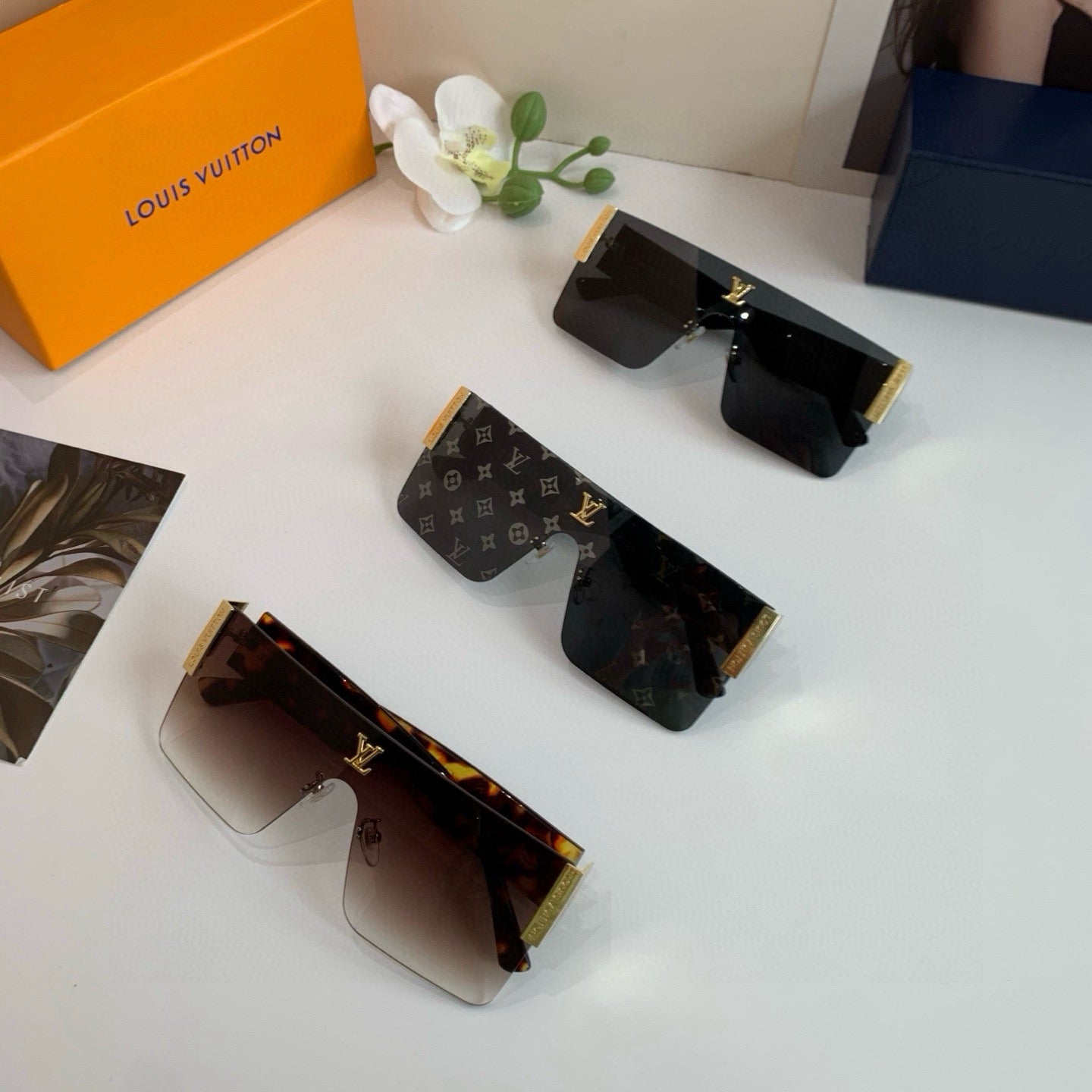 Louis Vuitton Square Black Lens Sunglasses for Men & Women - 493143