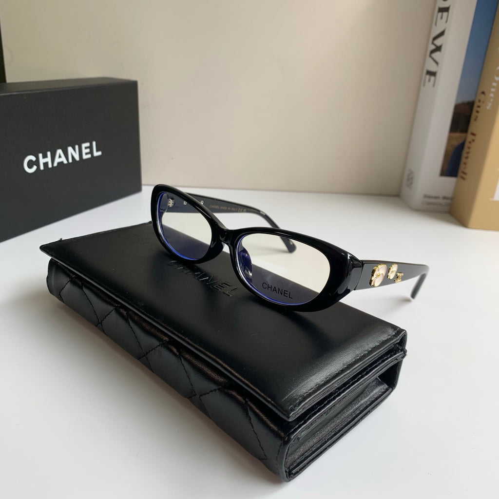 Chanel Cat-Eye Silver Lens Sunglasses for Men & Women - 486640 - detail image 5