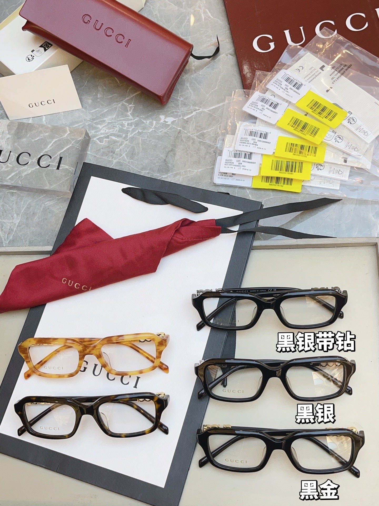 Gucci GG2152S Fashion Black Lens Sunglasses for Men & Women - 431367 - detail image 9