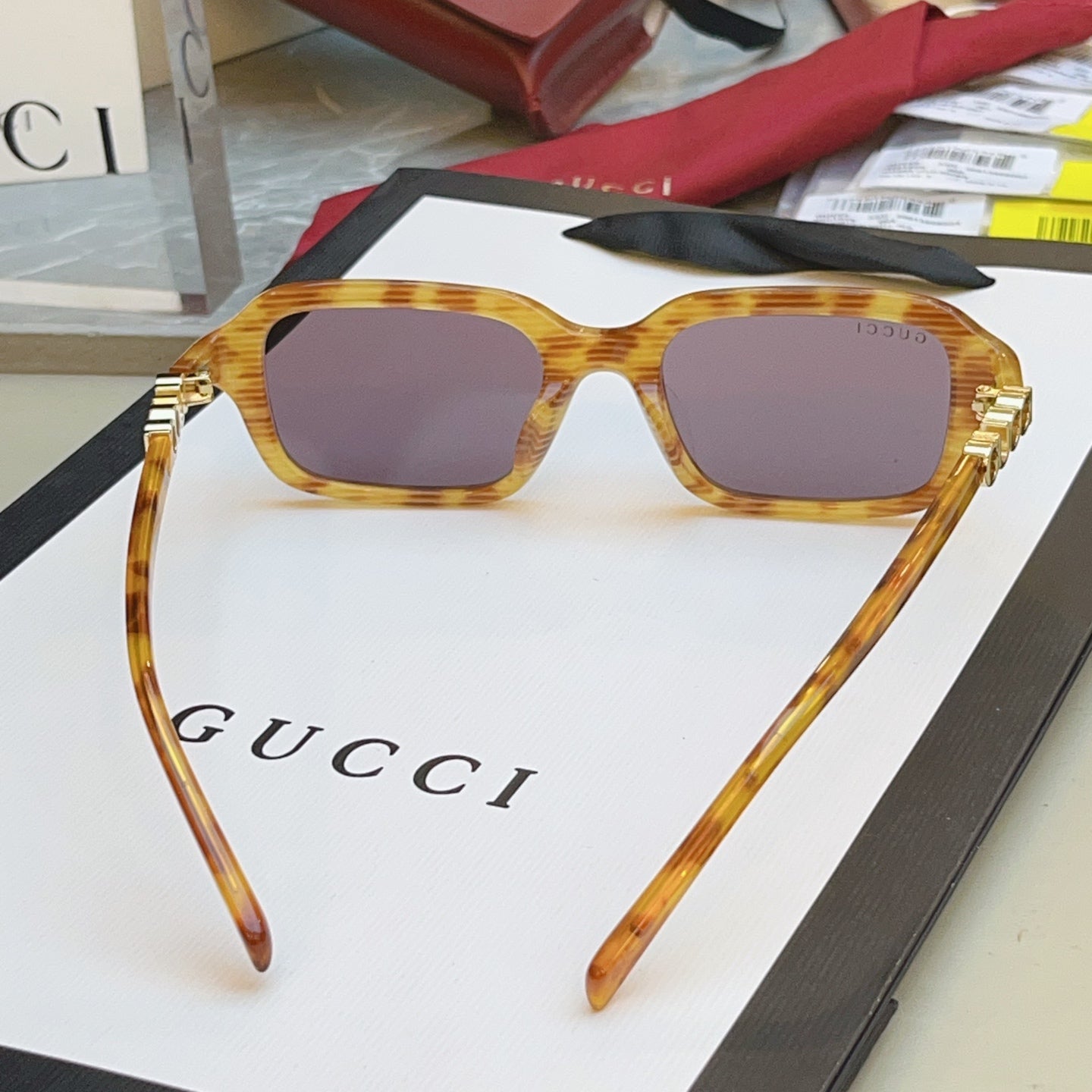 Gucci GG2152S Fashion Gray Lens Sunglasses for Men & Women - 431369 - detail image 9