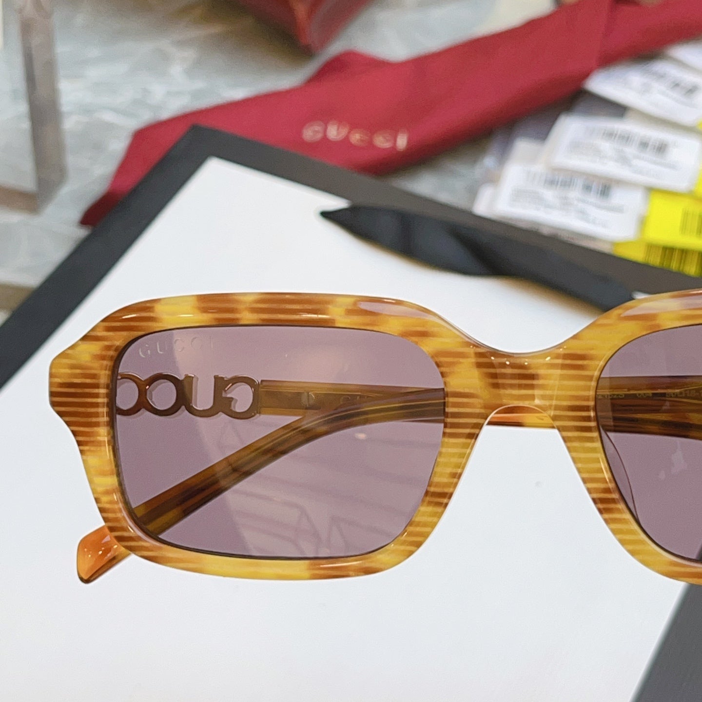Gucci GG2152S Fashion Gray Lens Sunglasses for Men & Women - 431369 - detail image 8