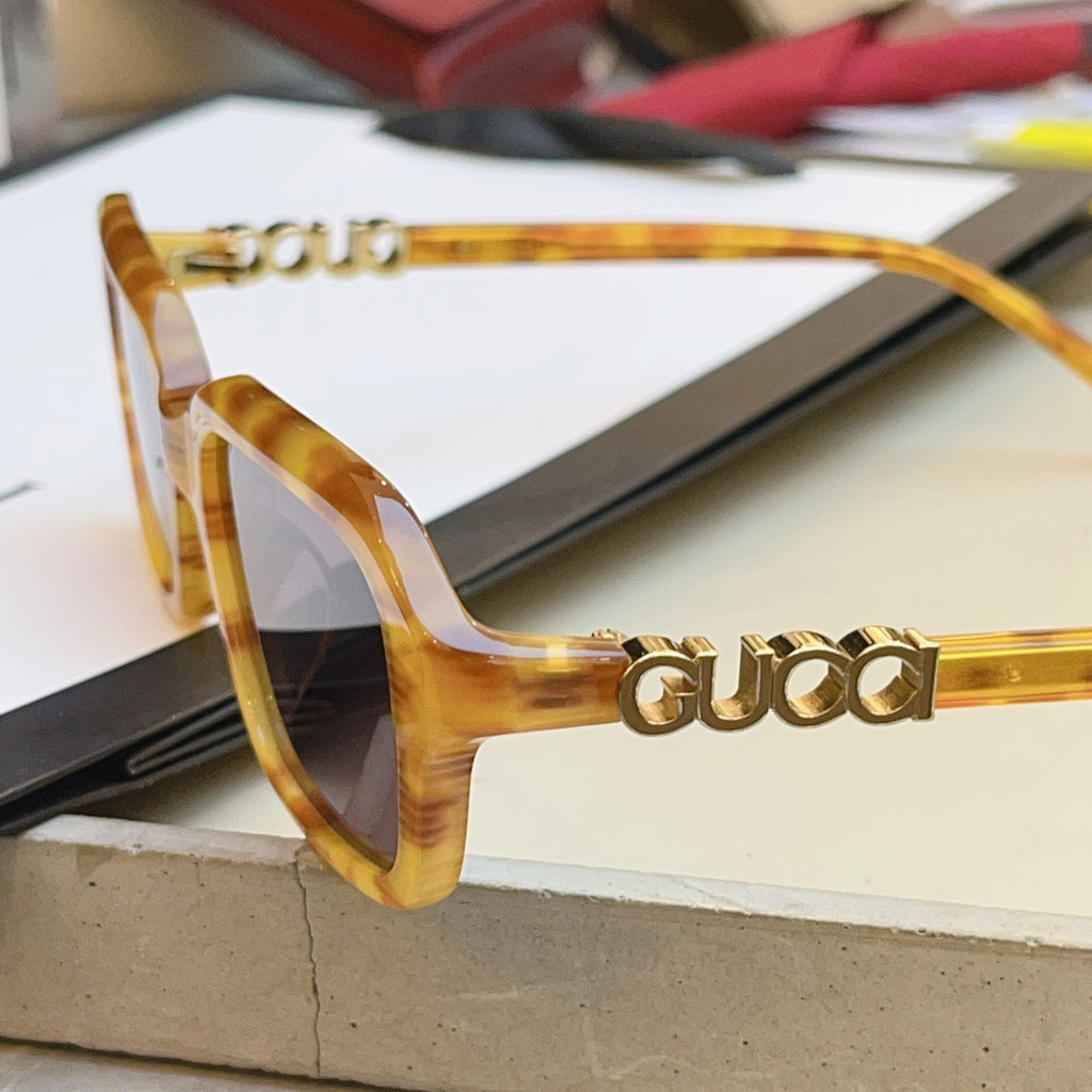 Gucci GG2152S Fashion Gray Lens Sunglasses for Men & Women - 431369 - detail image 6