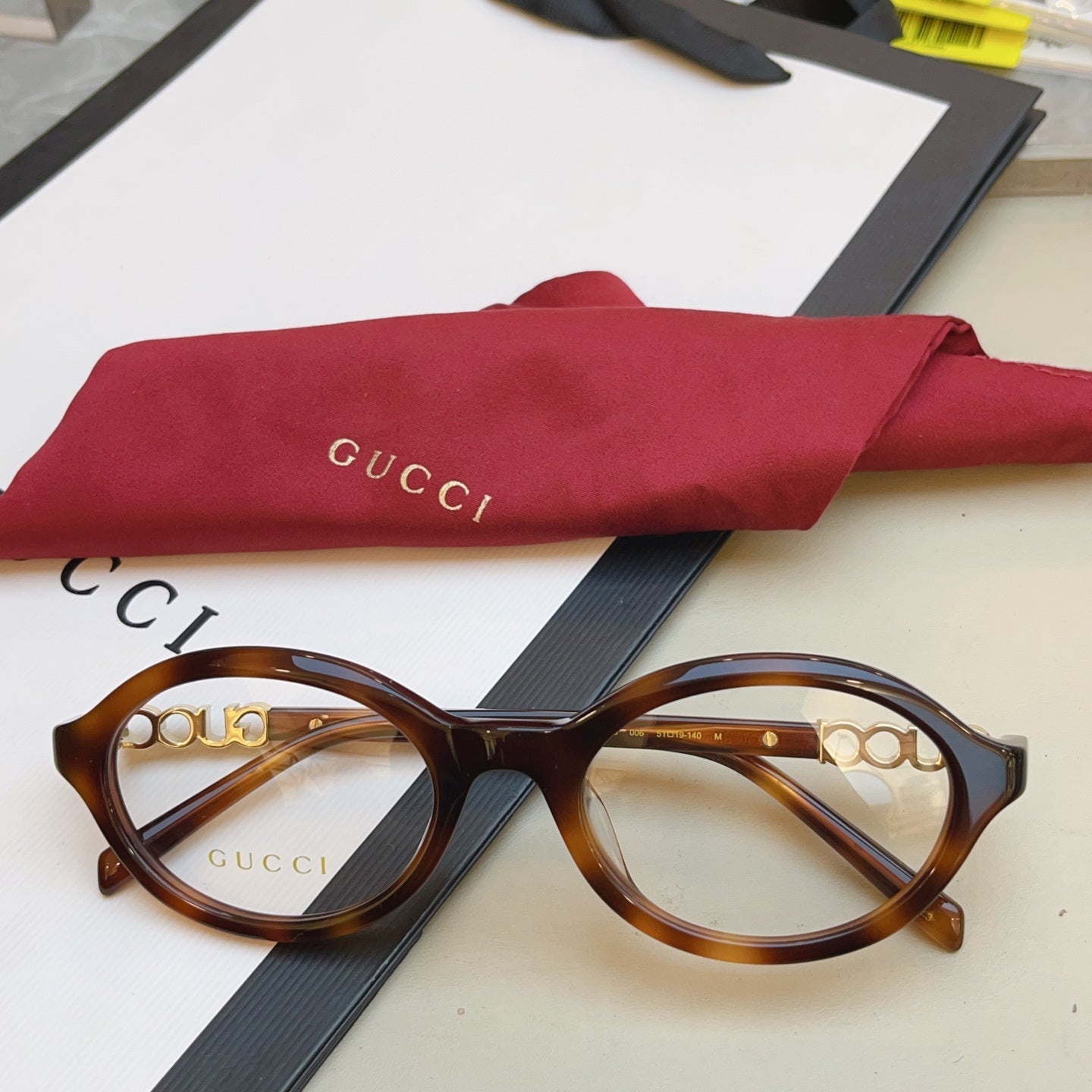 Gucci GG2153S Fashion Brown Lens Sunglasses for Men & Women - 431481 - detail image 2