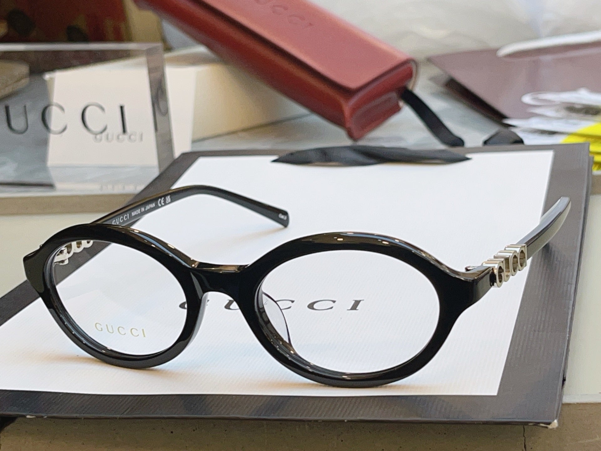 Gucci GG2153S Fashion Black Lens Sunglasses for Men & Women - 431482 - detail image 4