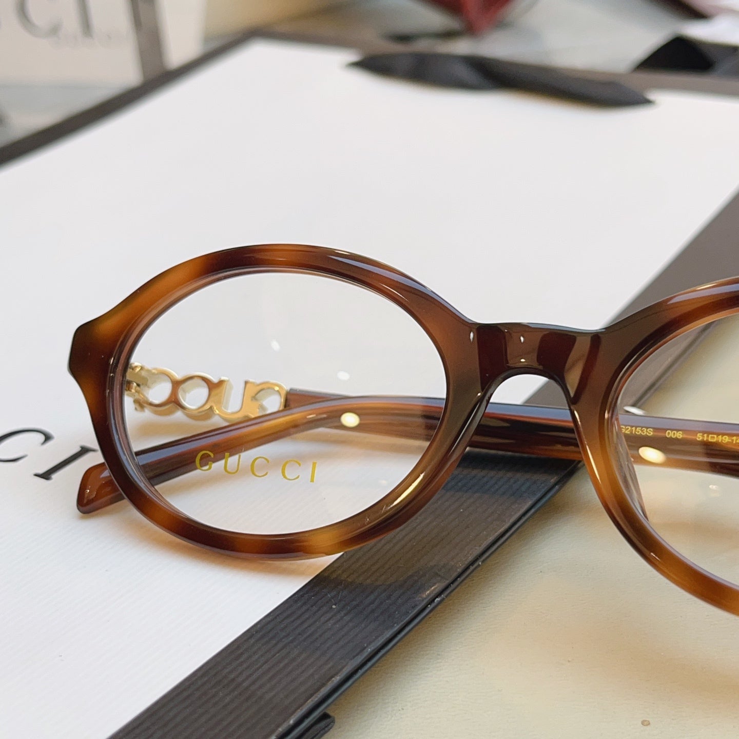 Gucci GG2153S Fashion Brown Lens Sunglasses for Men & Women - detail image 6