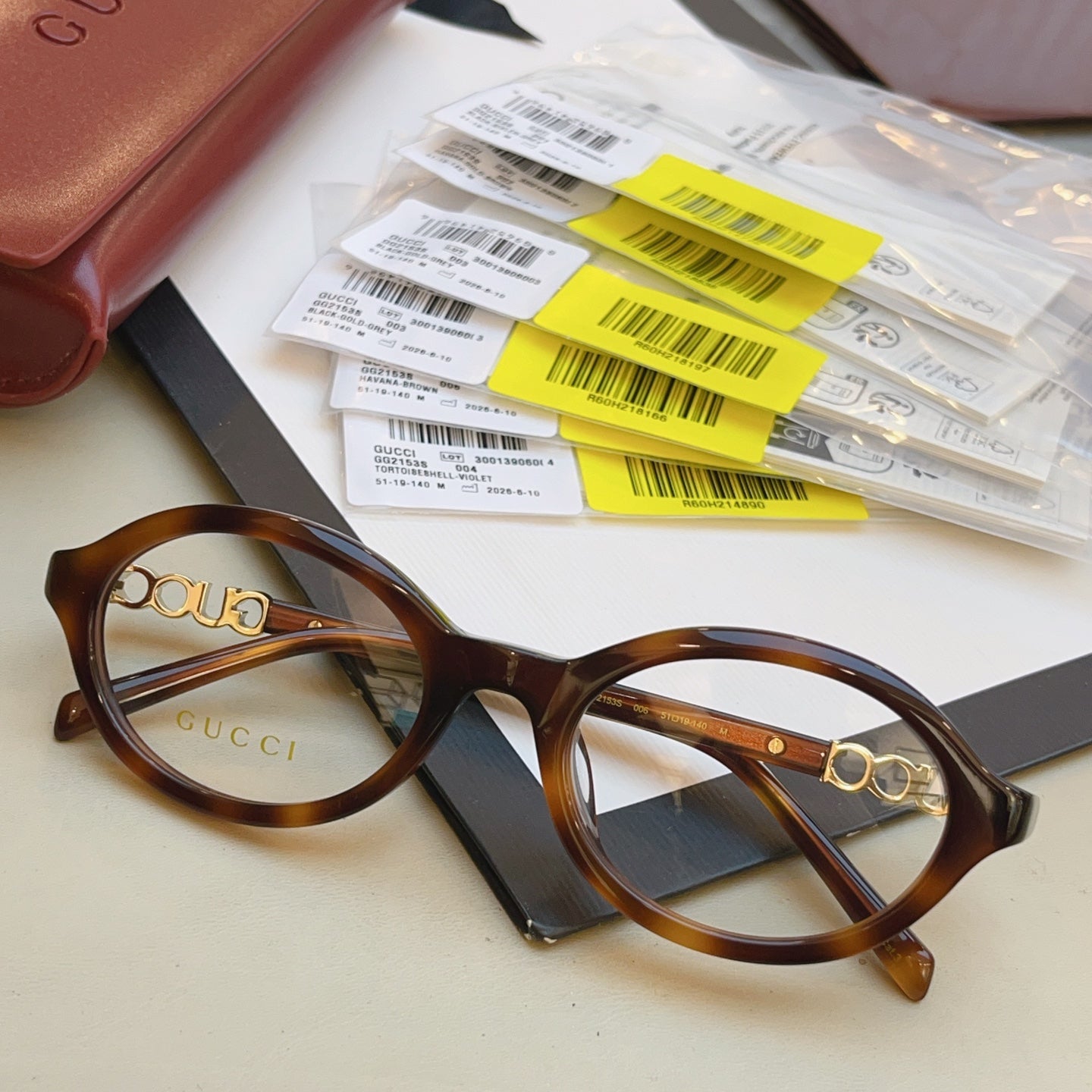 Gucci GG2153S Fashion Brown Lens Sunglasses for Men & Women - detail image 4