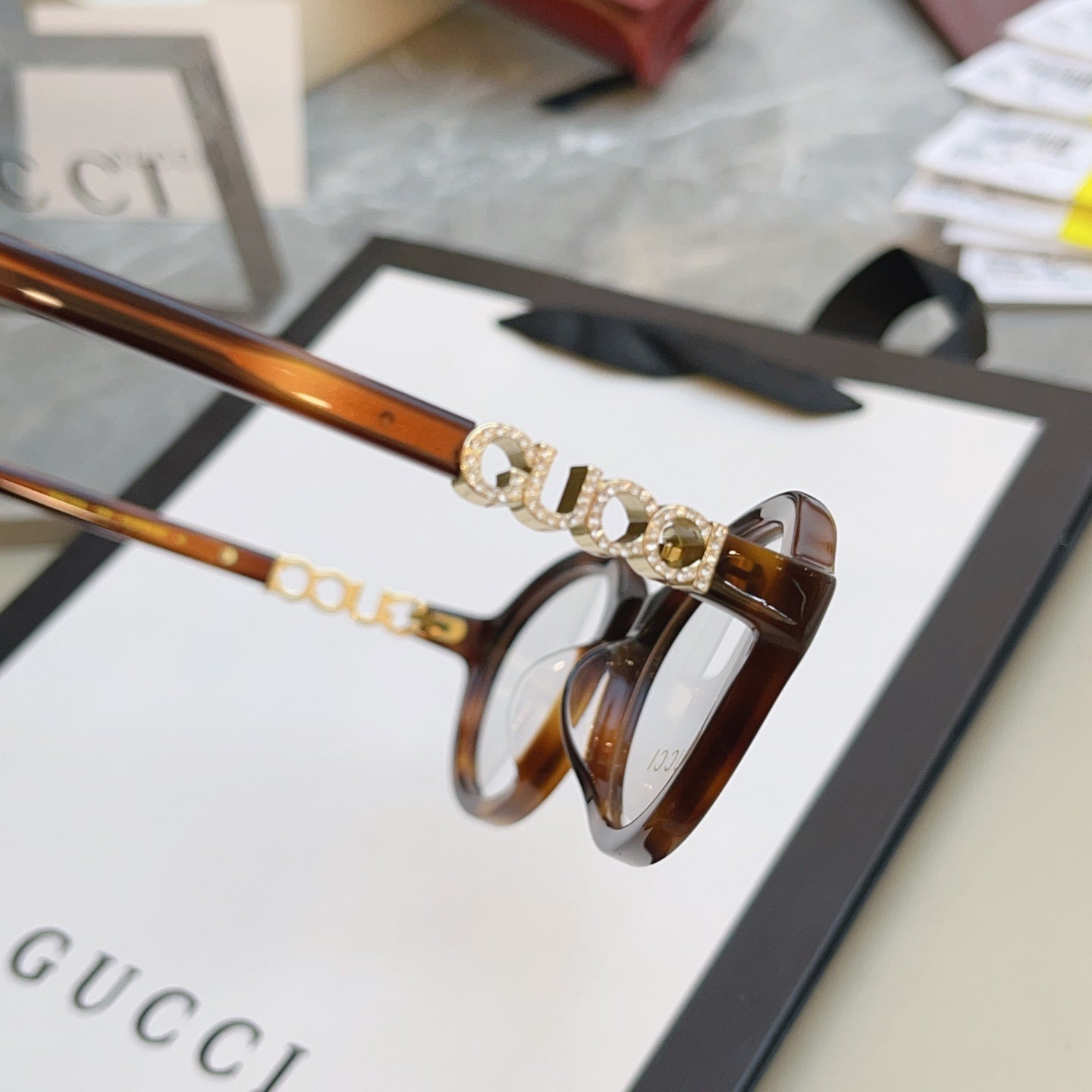 Gucci GG2153S Fashion Brown Lens Sunglasses for Men & Women - detail image 8
