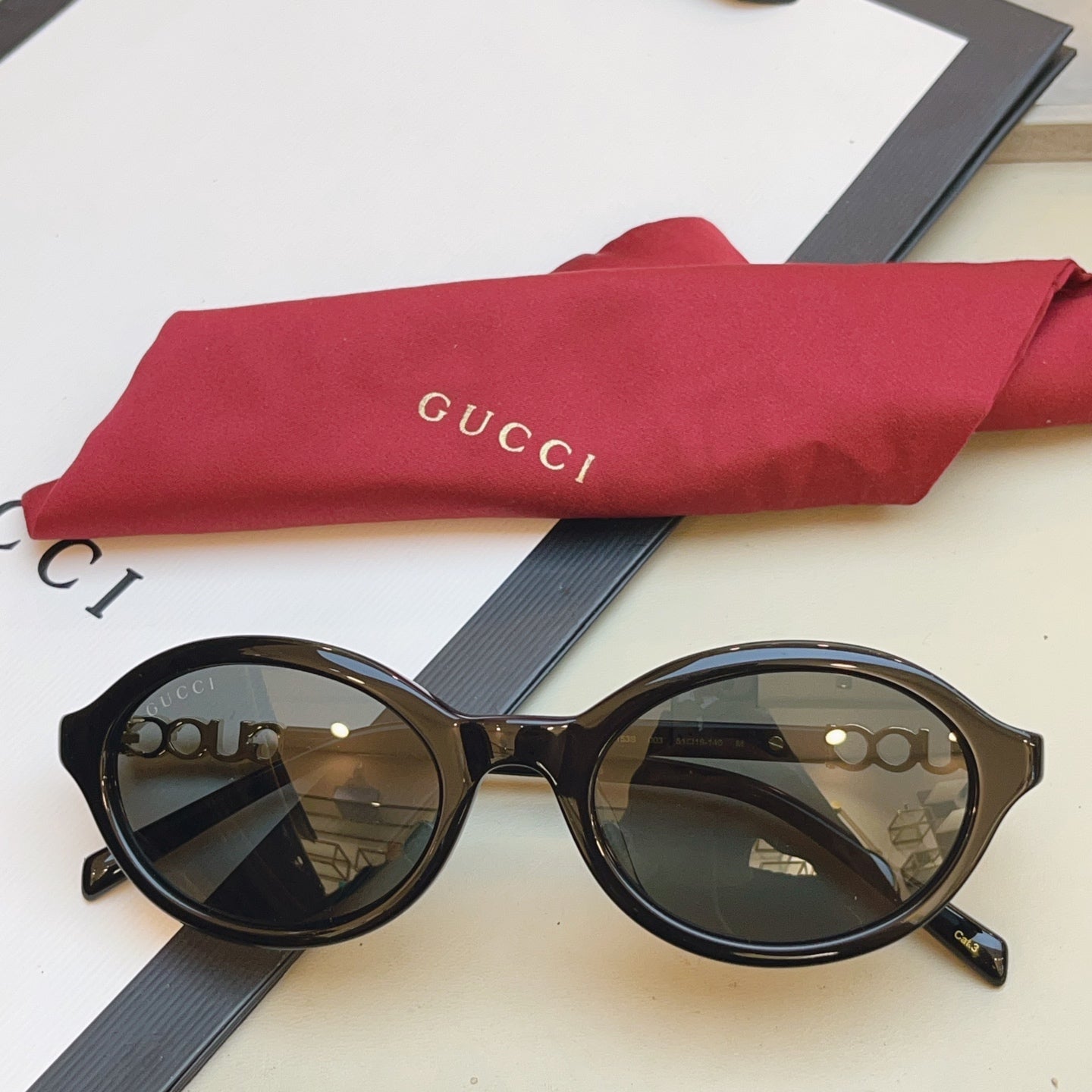Gucci GG2153S Fashion Black Lens Sunglasses for Men & Women - 431485 - detail image 2