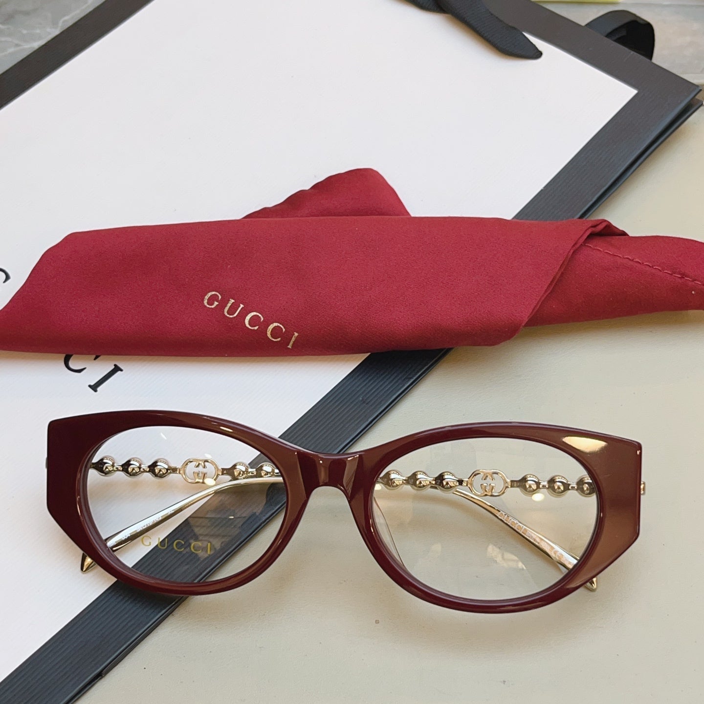 Gucci GG1970SA Fashion Red Lens Sunglasses for Men & Women - detail image 3
