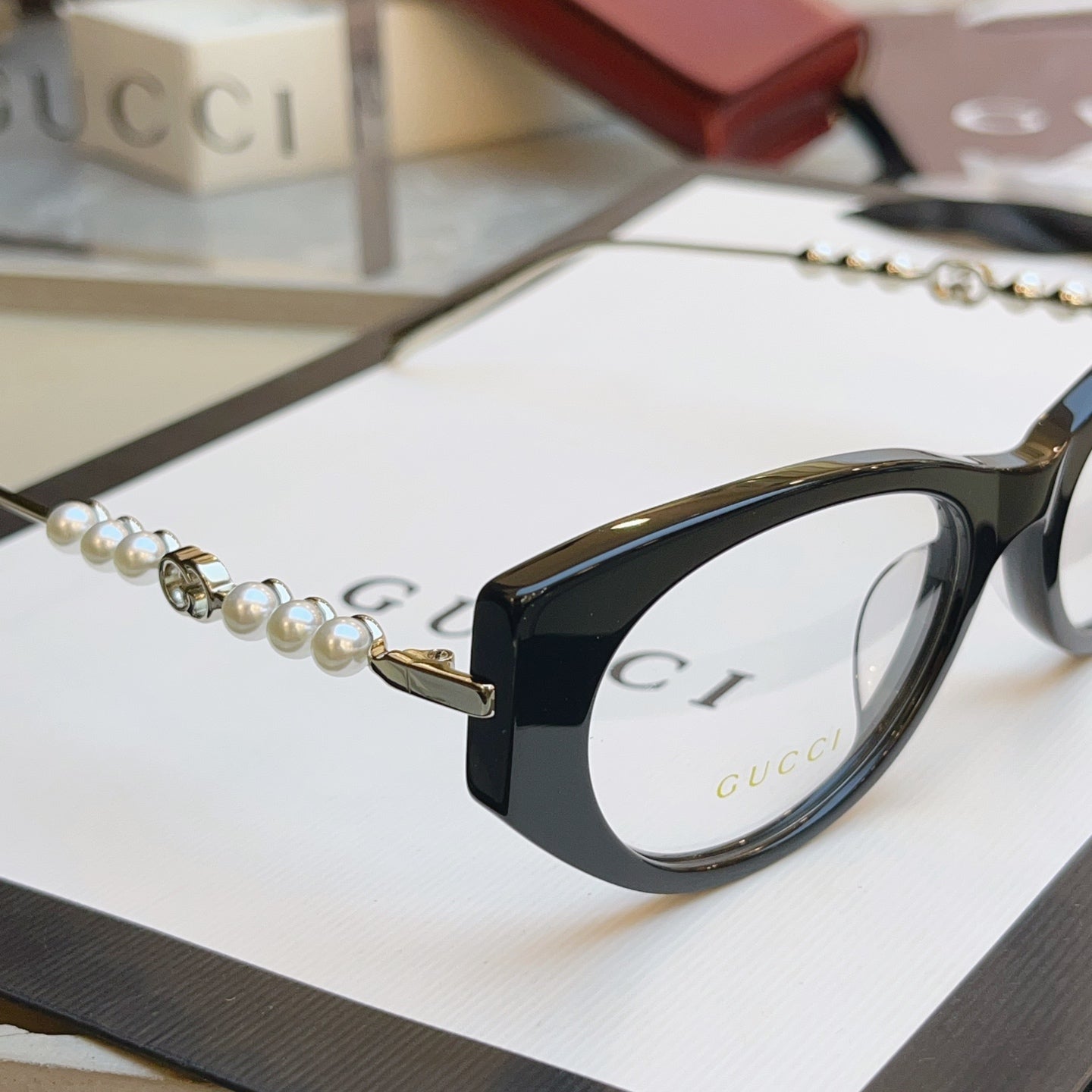 Gucci GG1970SA Fashion Black Lens Sunglasses for Men & Women - 431490 - detail image 9