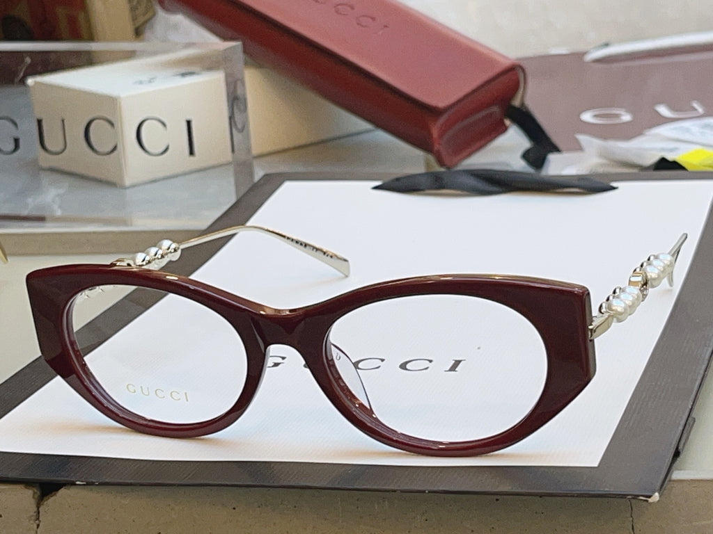 Gucci GG1970SA Fashion Black Lens Sunglasses for Men & Women - 431490