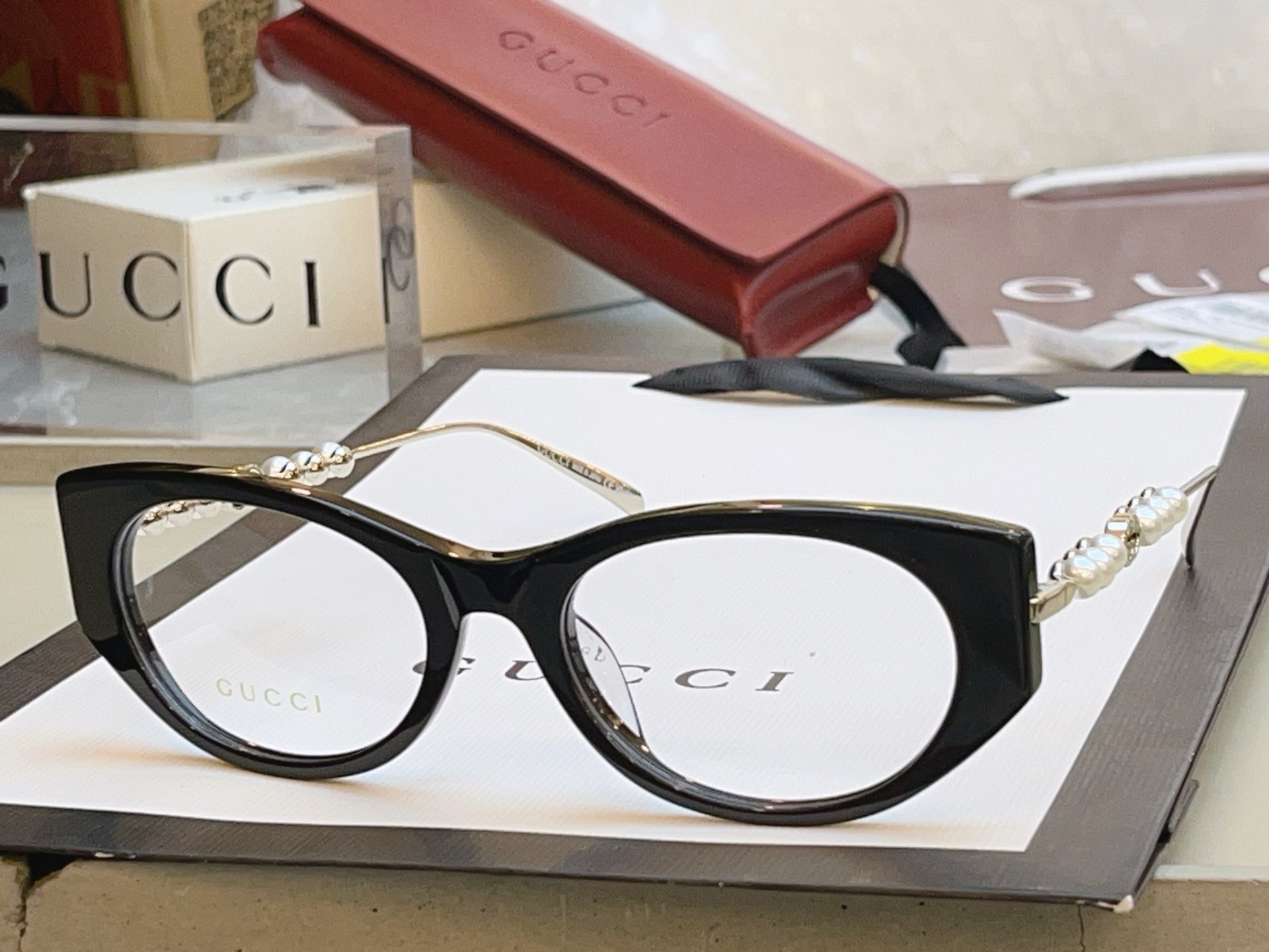 Gucci GG1970SA Fashion Black Lens Sunglasses for Men & Women - 431490 - detail image 4