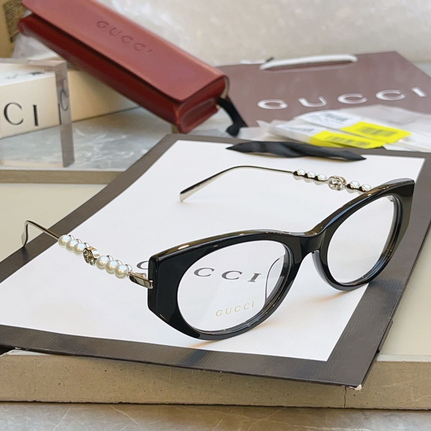 Gucci GG1970SA Fashion Black Lens Sunglasses for Men & Women - 431491 - detail image 3