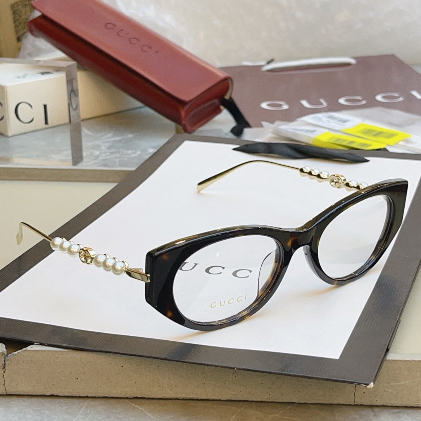 Gucci GG1970SA Fashion Black Lens Sunglasses for Men & Women - 431491 - detail image 4