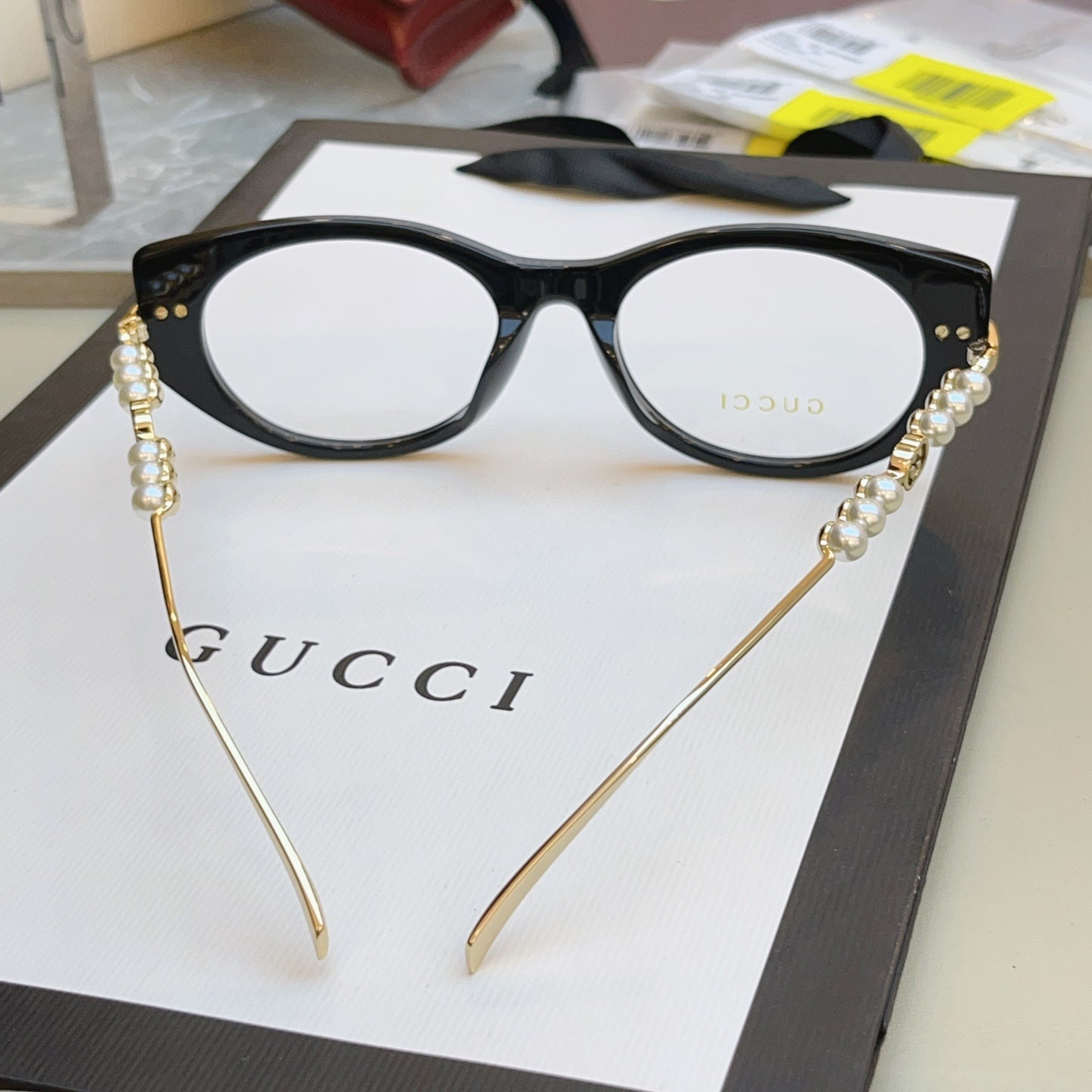 Gucci GG1970SA Fashion Black Lens Sunglasses for Men & Women - 431492 - detail image 3
