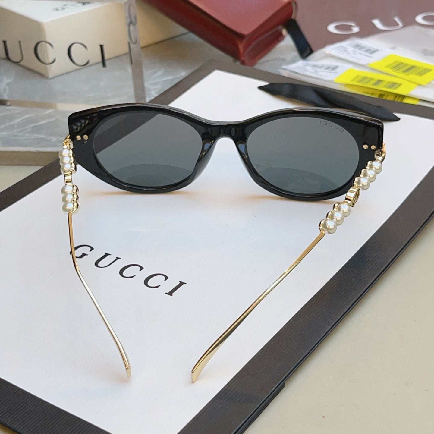 Gucci GG1970SA Fashion Black Lens Sunglasses for Men & Women - 431295 - detail image 3