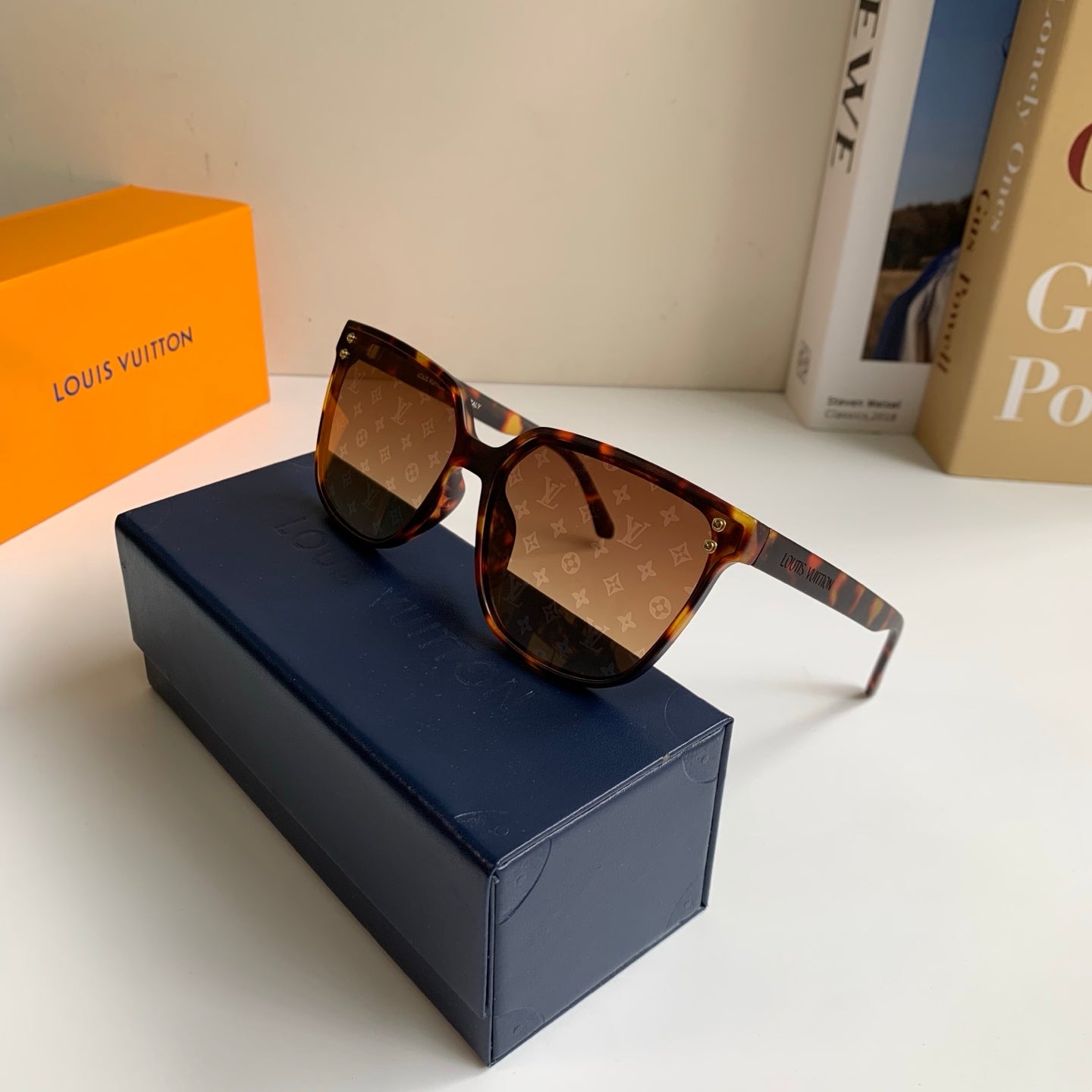 Louis Vuitton Square Brown Lens Sunglasses for Men & Women - 431228 - detail image 5