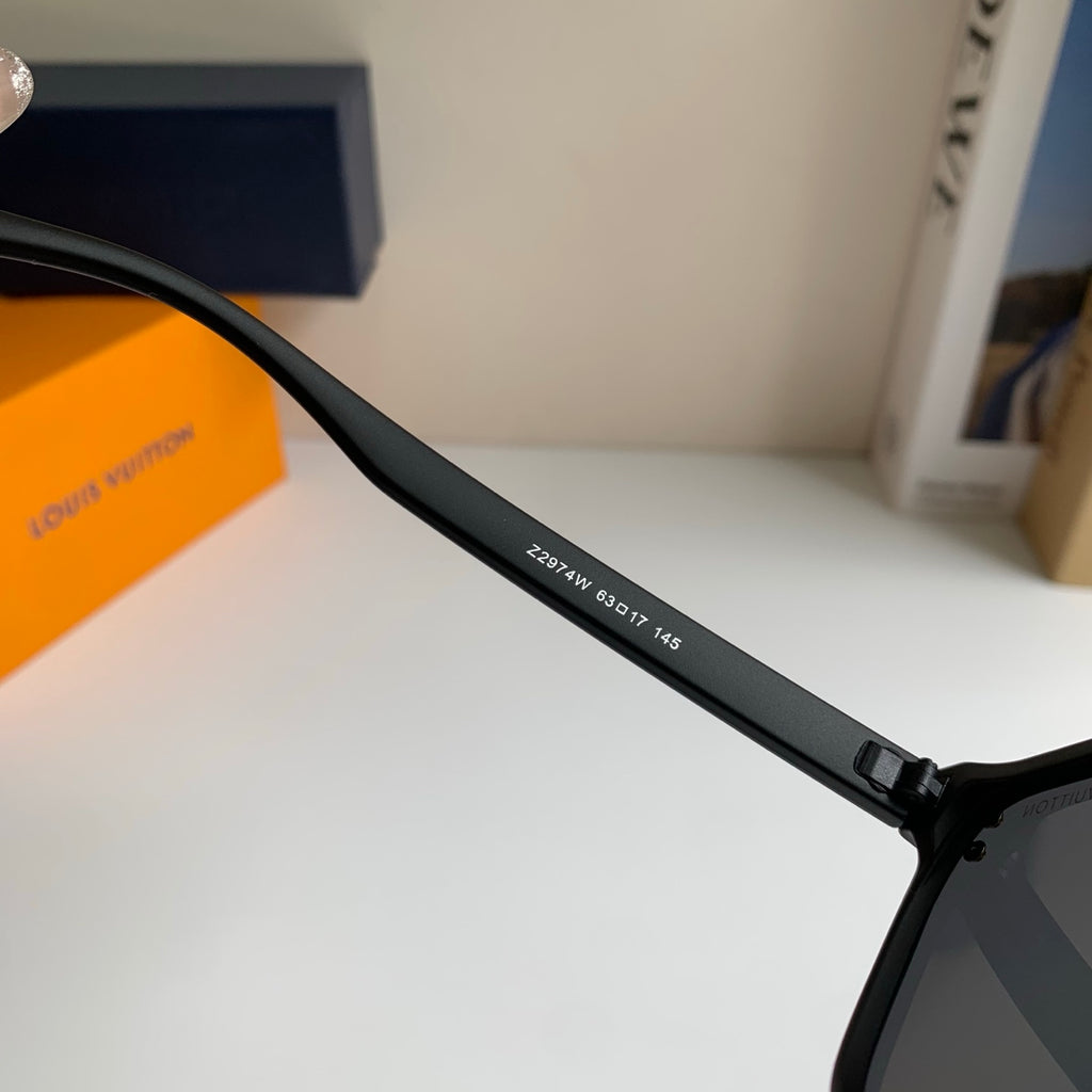 Louis Vuitton Square Black Lens Sunglasses for Men & Women - 431229 - detail image 7